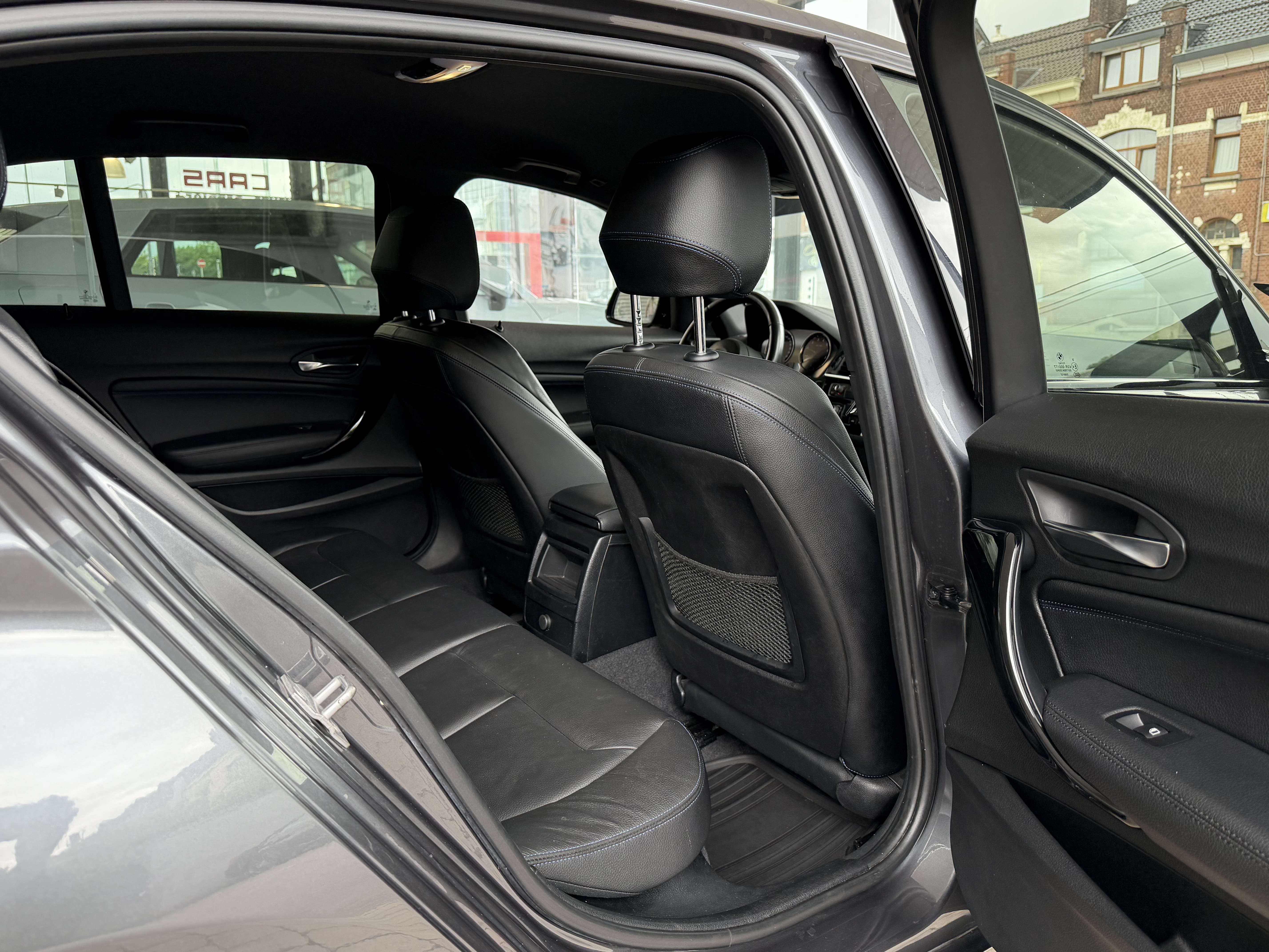 BMW 116 i Look 140i (PACK M) BIXENON-CUIR CHAUFF.-GPS-JA18-GAR 12MOIS