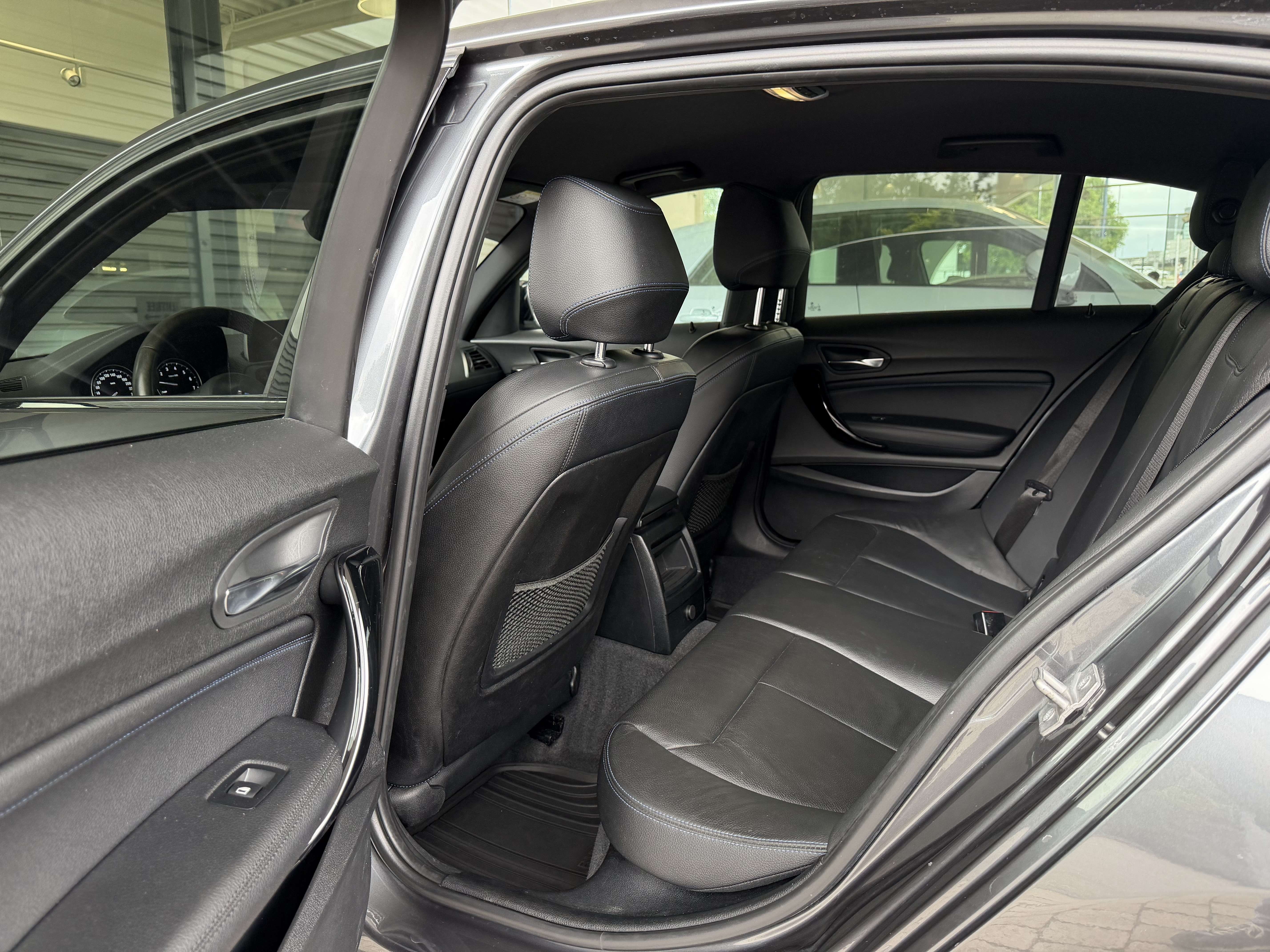 BMW 116 i Look 140i (PACK M) BIXENON-CUIR CHAUFF.-GPS-JA18-GAR 12MOIS