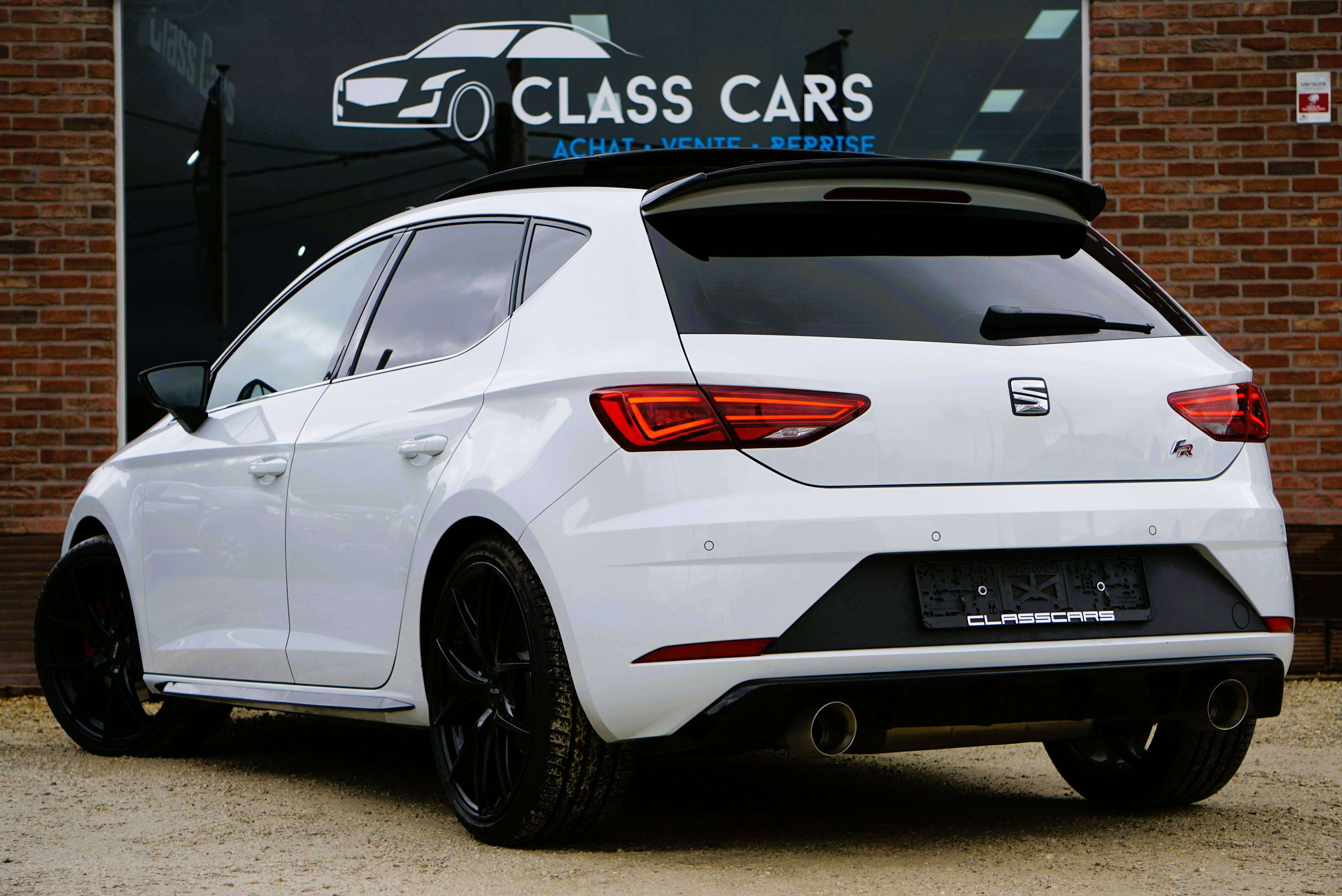 SEAT Leon 2.0 TSI FR BOITE-AUTO COCKPIT TOIT-PANO CAR-PLAY