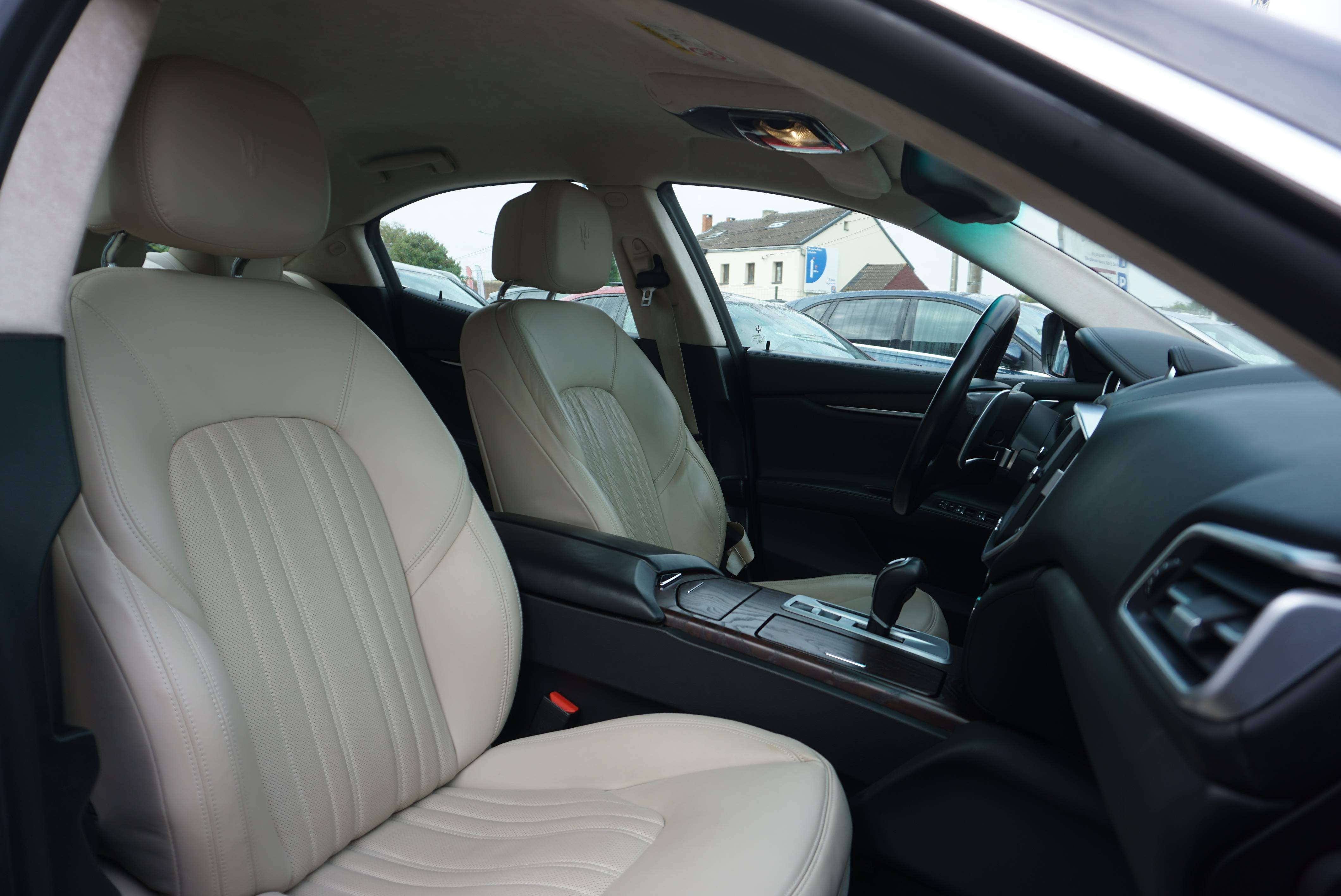 Maserati Ghibli 3.0 D BOITE AUTO NAVI CAMERA BI-XENON CLIM PDC