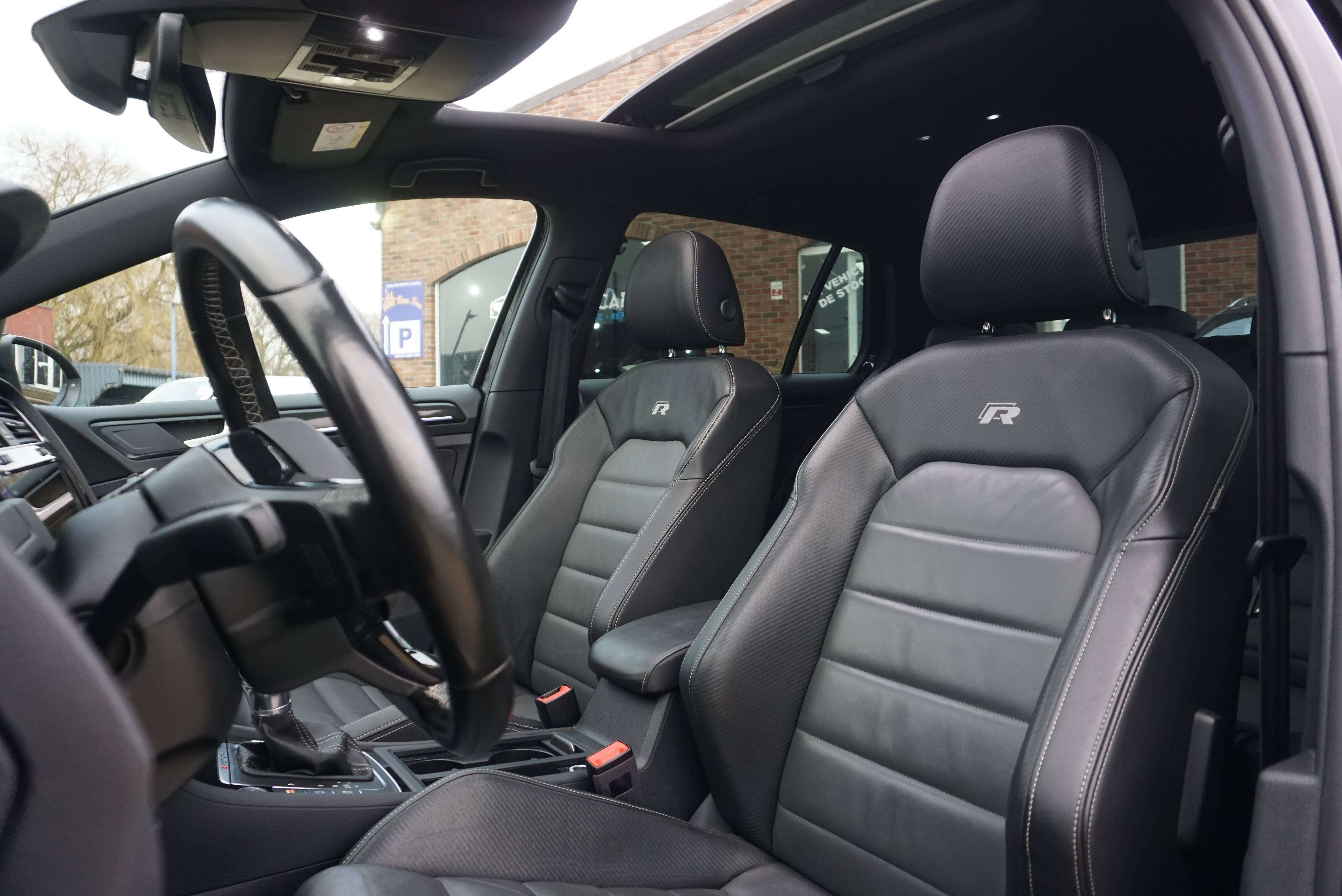Volkswagen Golf R 2.0 TSI 4Motion COCKPIT DSG PANO CAM DISTRONIC EU6