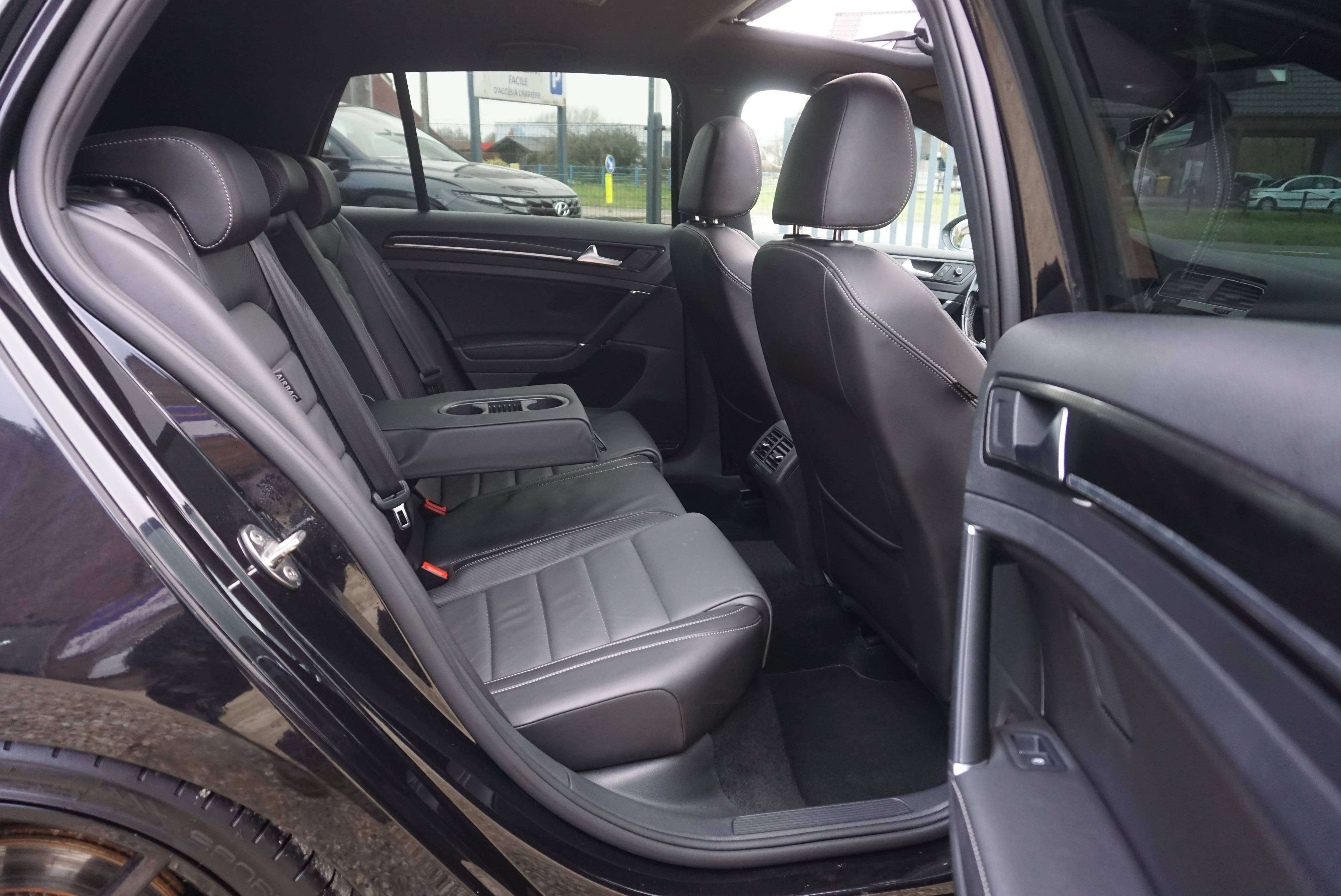 Volkswagen Golf R 2.0 TSI 4Motion COCKPIT DSG PANO CAM DISTRONIC EU6