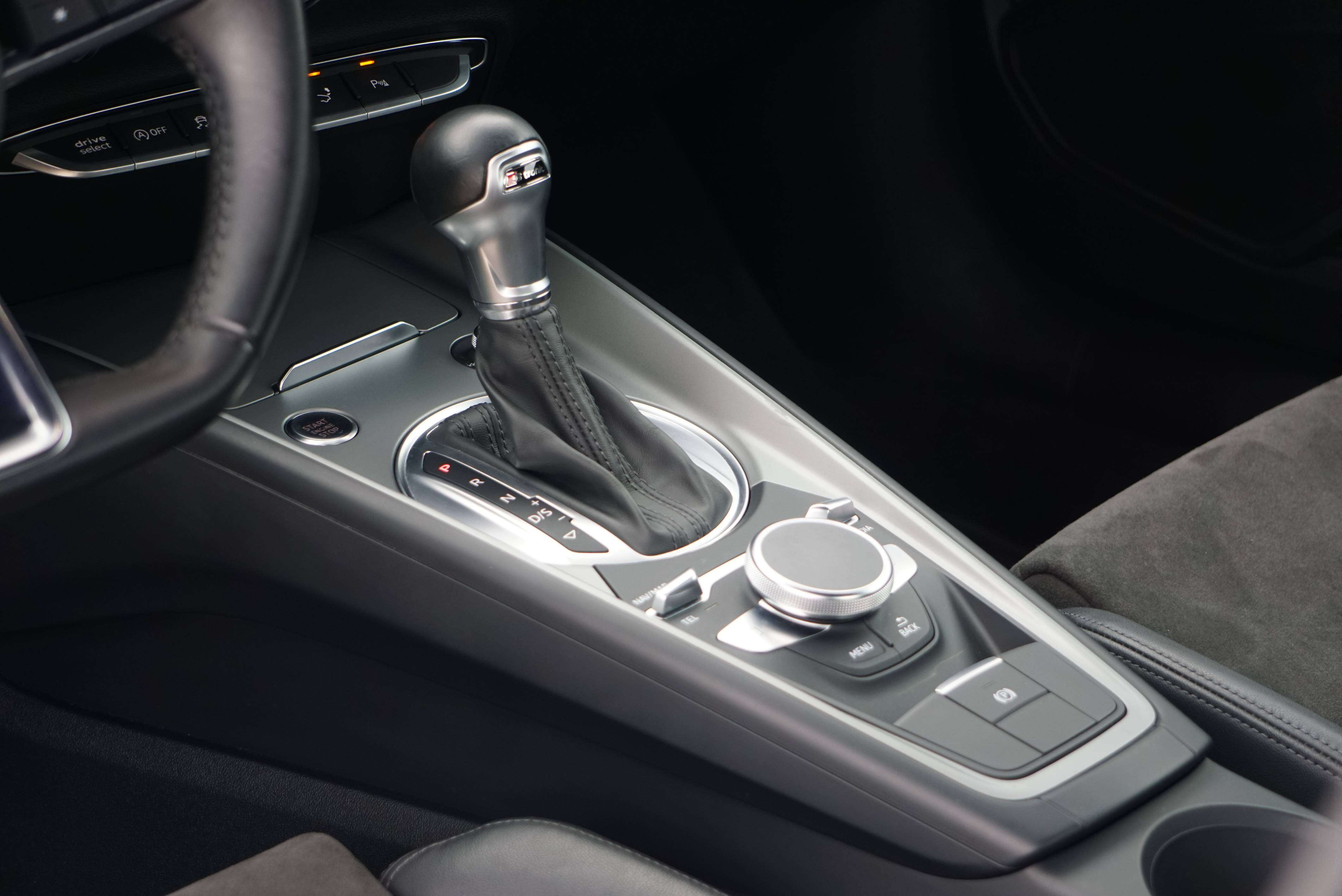 Audi TT Coupé 40 TFSI BOITE AUTO COCKPIT 1ER MAIN GARANTIE 1AN