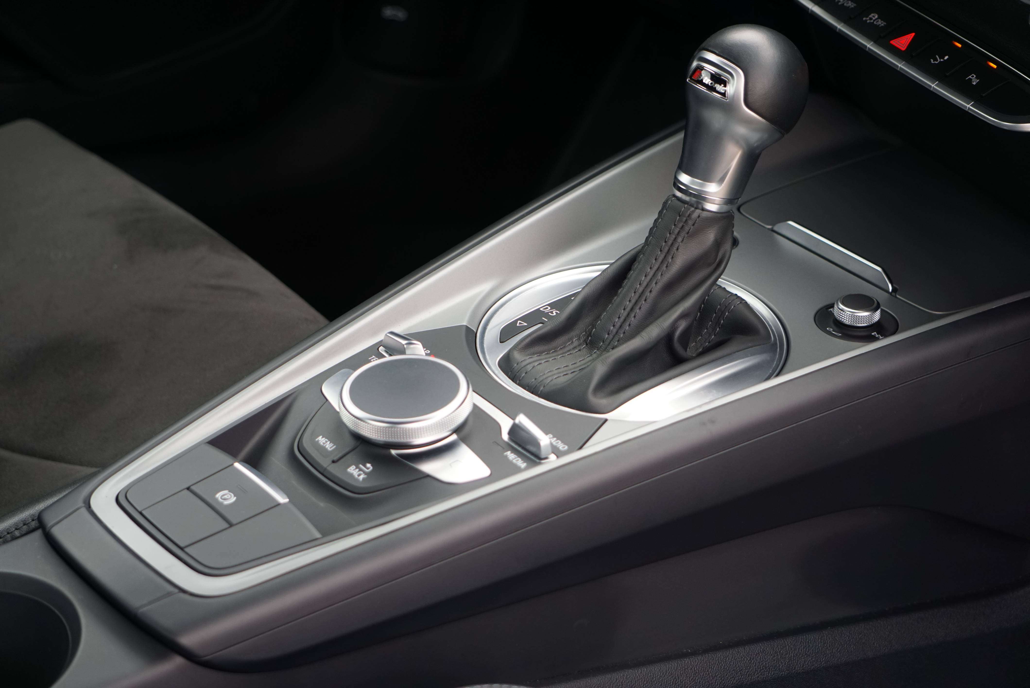 Audi TT Coupé 40 TFSI BOITE AUTO COCKPIT 1ER MAIN GARANTIE 1AN