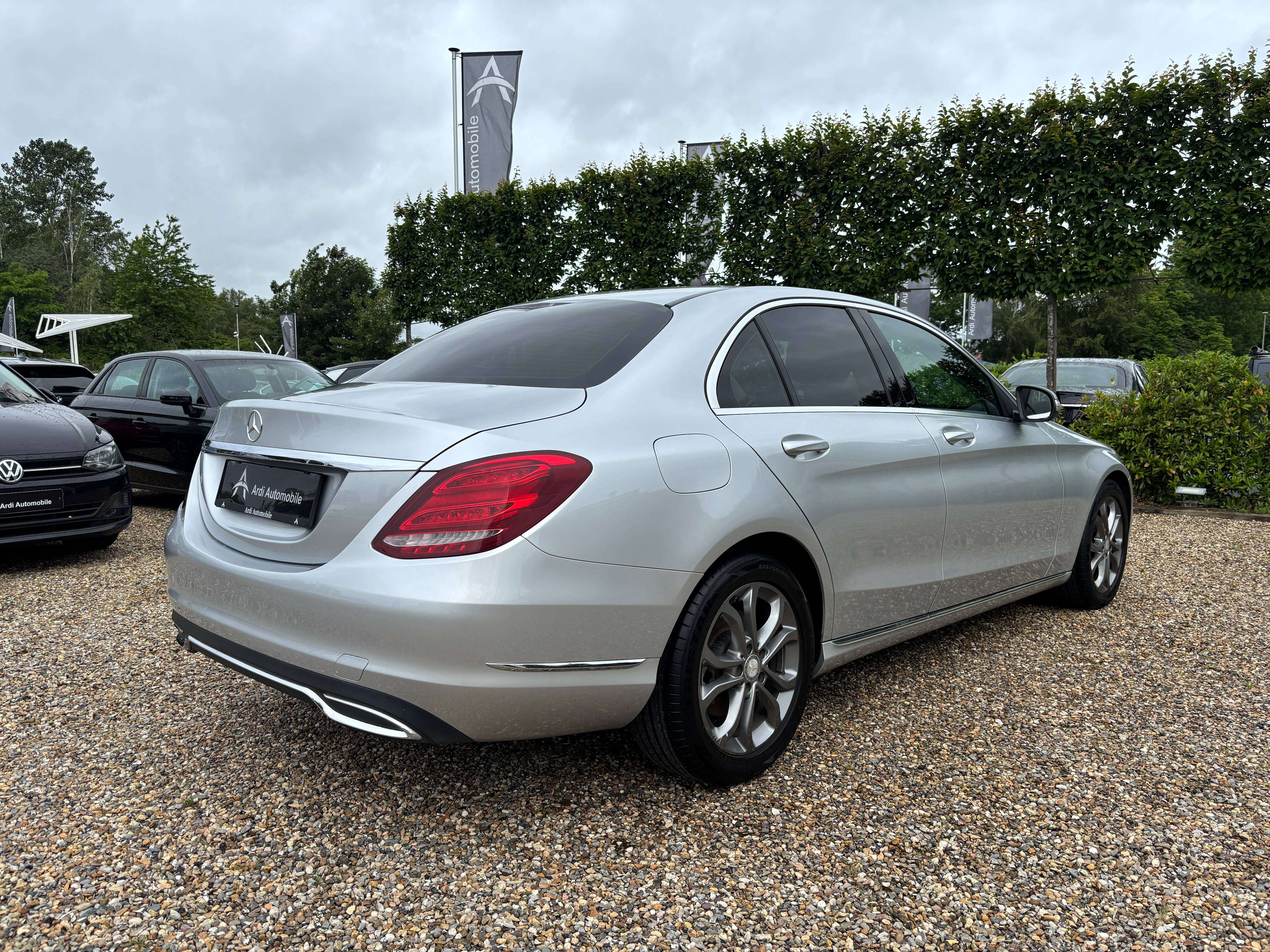 Mercedes-Benz C 180 d *SIEGES CHAUFFANTS*CAMERA AR*LED*GARANTIE*