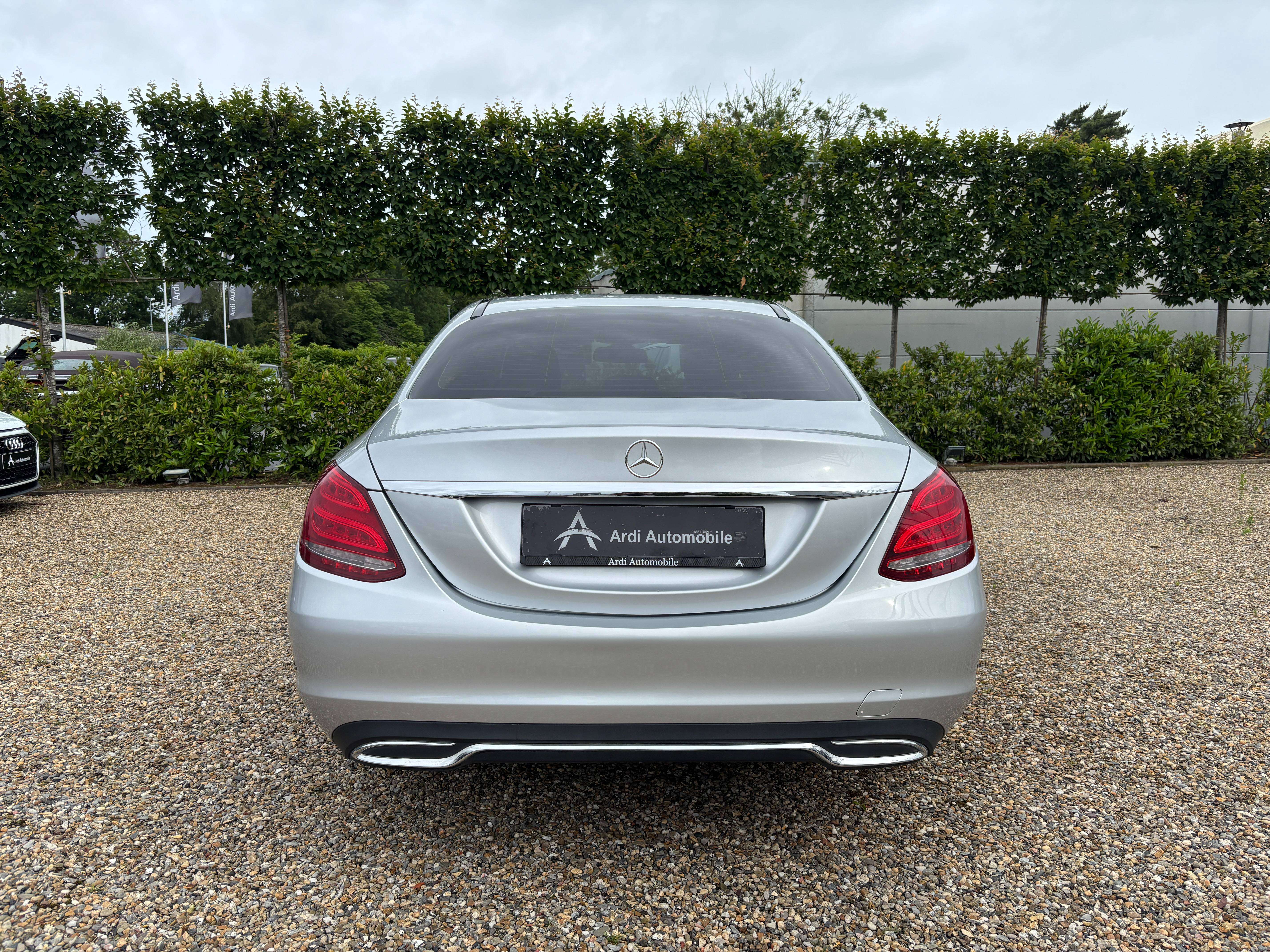 Mercedes-Benz C 180 d *SIEGES CHAUFFANTS*CAMERA AR*LED*GARANTIE*