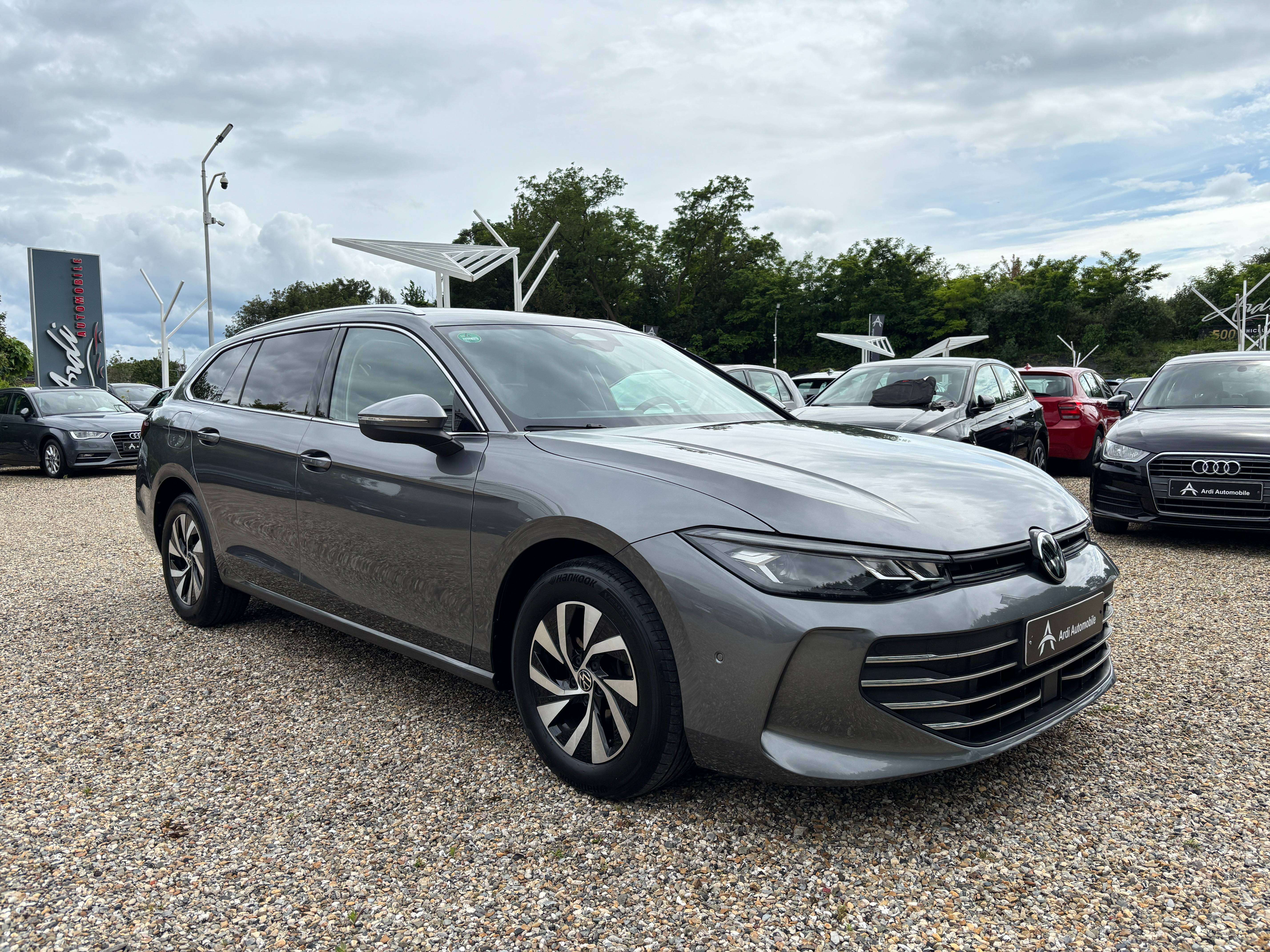 Volkswagen Passat Variant 2.0 TDi DSG *CARPLAY*VOLANT+SIEGE CHAUFF*1ER PROPRIO*GARANTIE*