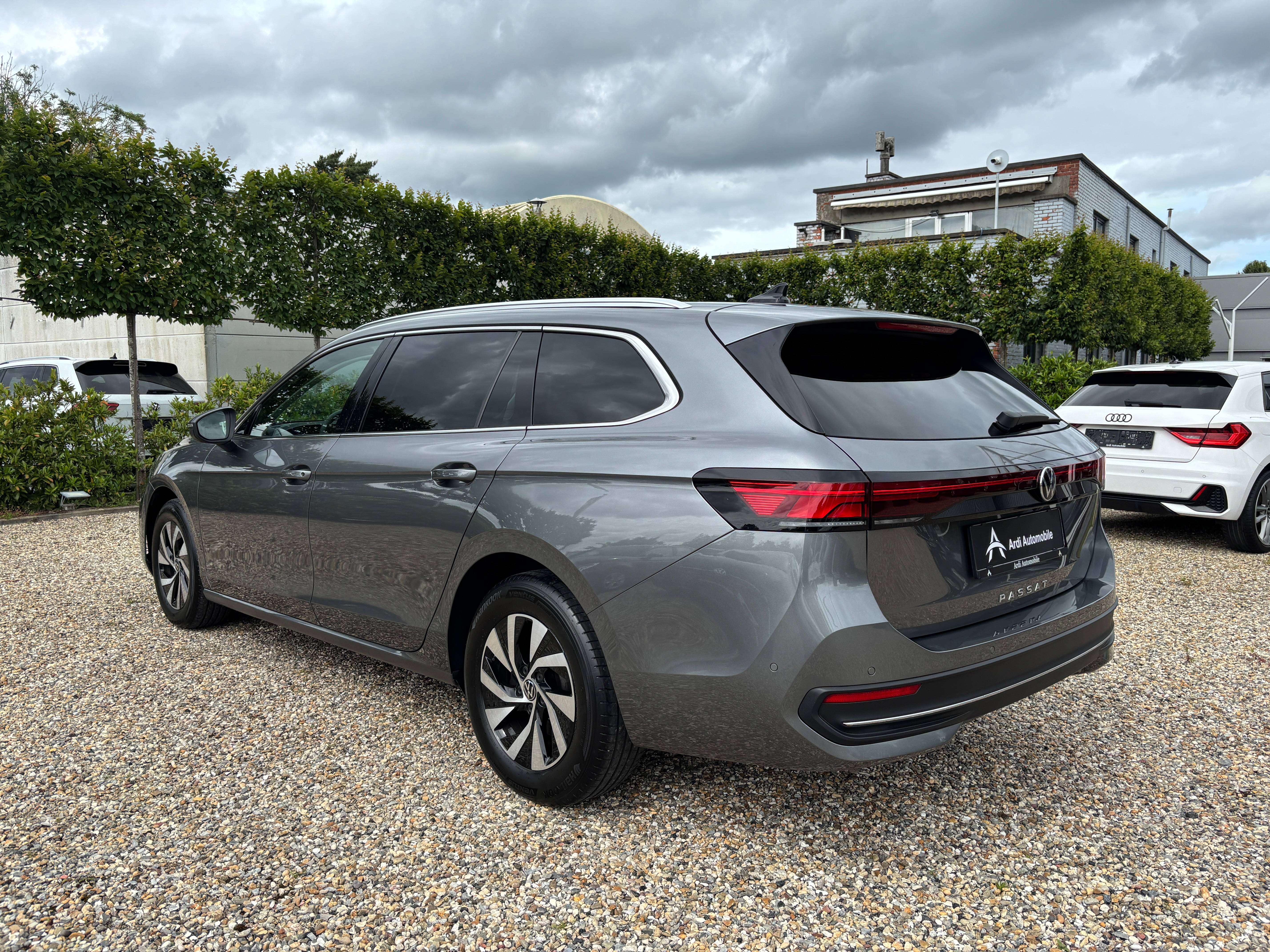 Volkswagen Passat Variant 2.0 TDi DSG *CARPLAY*VOLANT+SIEGE CHAUFF*1ER PROPRIO*GARANTIE*