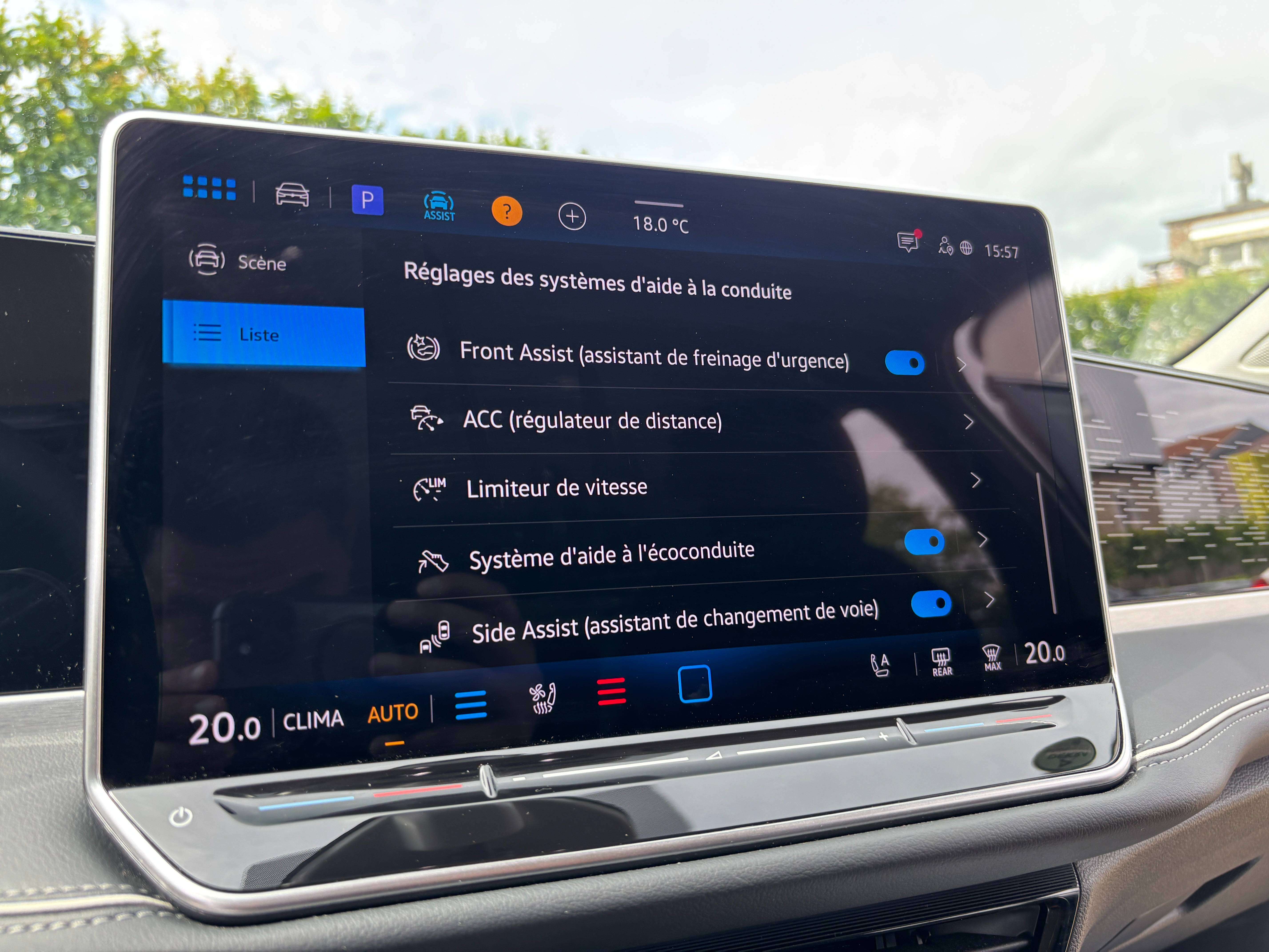 Volkswagen Passat Variant 2.0 TDi DSG *CARPLAY*VOLANT+SIEGE CHAUFF*1ER PROPRIO*GARANTIE*