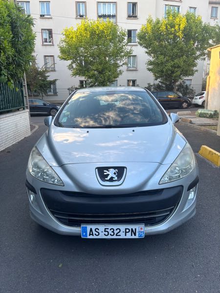 Peugeot 308 1.6 HDI 90 BUSINESS 5P