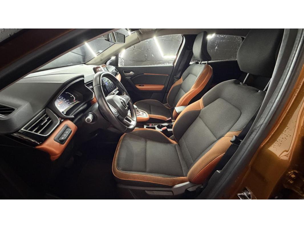 Renault Captur 1.3 TCe - 130 BV EDC Intens