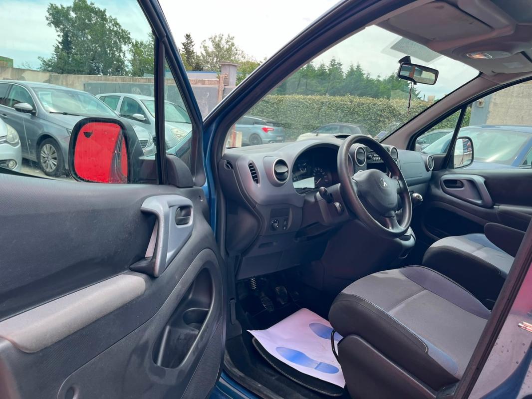 Peugeot Partner 1.6 HDI 92 CH 7 PLACES | ENTIÈREMENT RÉVISÉE ET GARANTIE 12 MOIS EN EUROPE