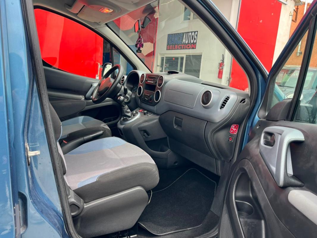 Peugeot Partner 1.6 HDI 92 CH 7 PLACES | ENTIÈREMENT RÉVISÉE ET GARANTIE 12 MOIS EN EUROPE