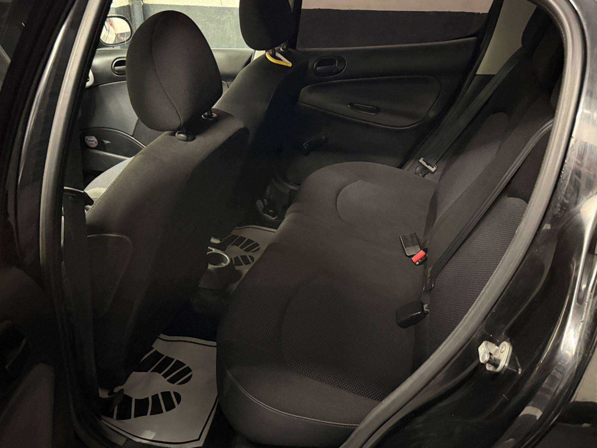 Peugeot 206 206  1.1i Trendy