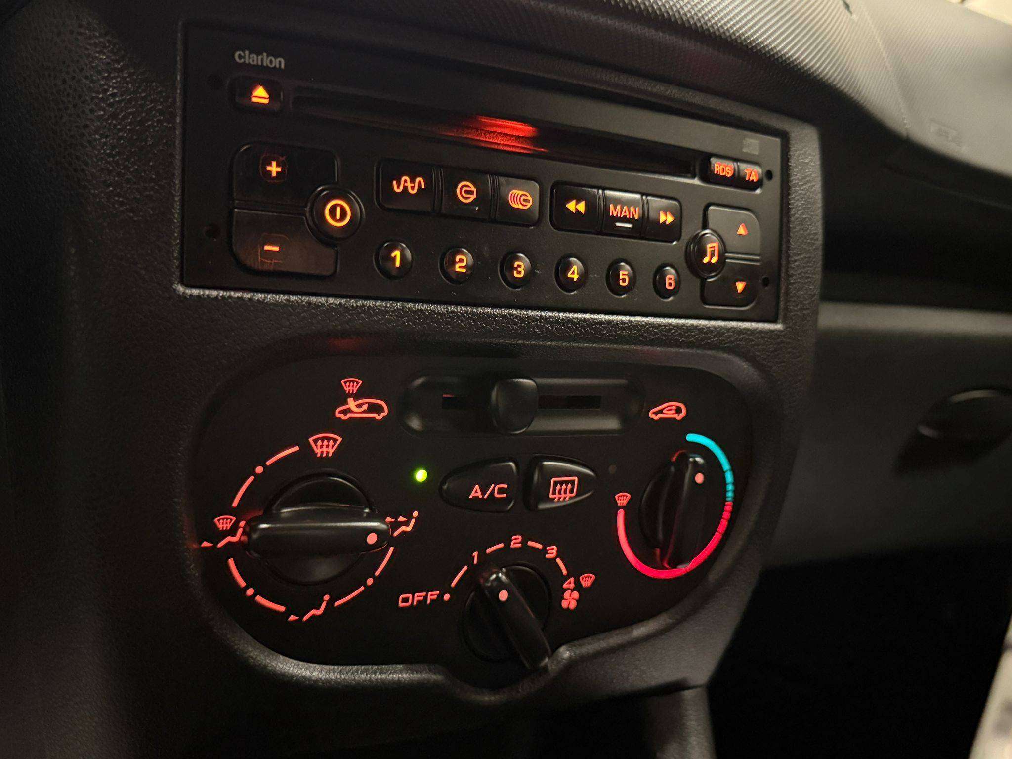 Peugeot 206 206  1.1i Trendy