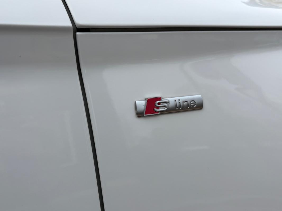 Audi Q5 S-LINE Phase 2 2.0 TFSI e 16V Hybrid Quattro S Tronic7 265 cv Boîte auto