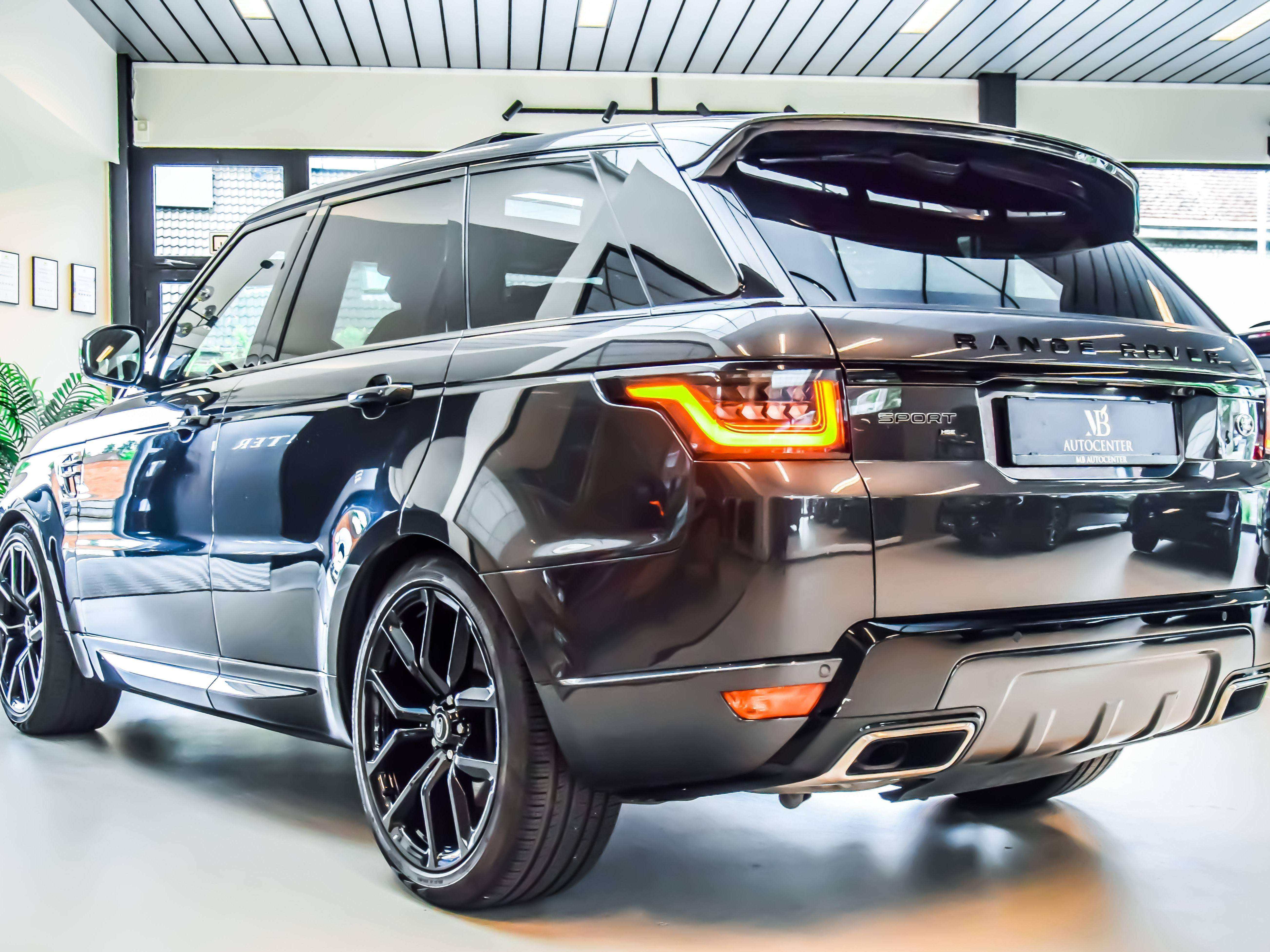 Land Rover Range Rover Sport 3.0 D300 Dynamic HSE 08/2022 - Full Option!!
