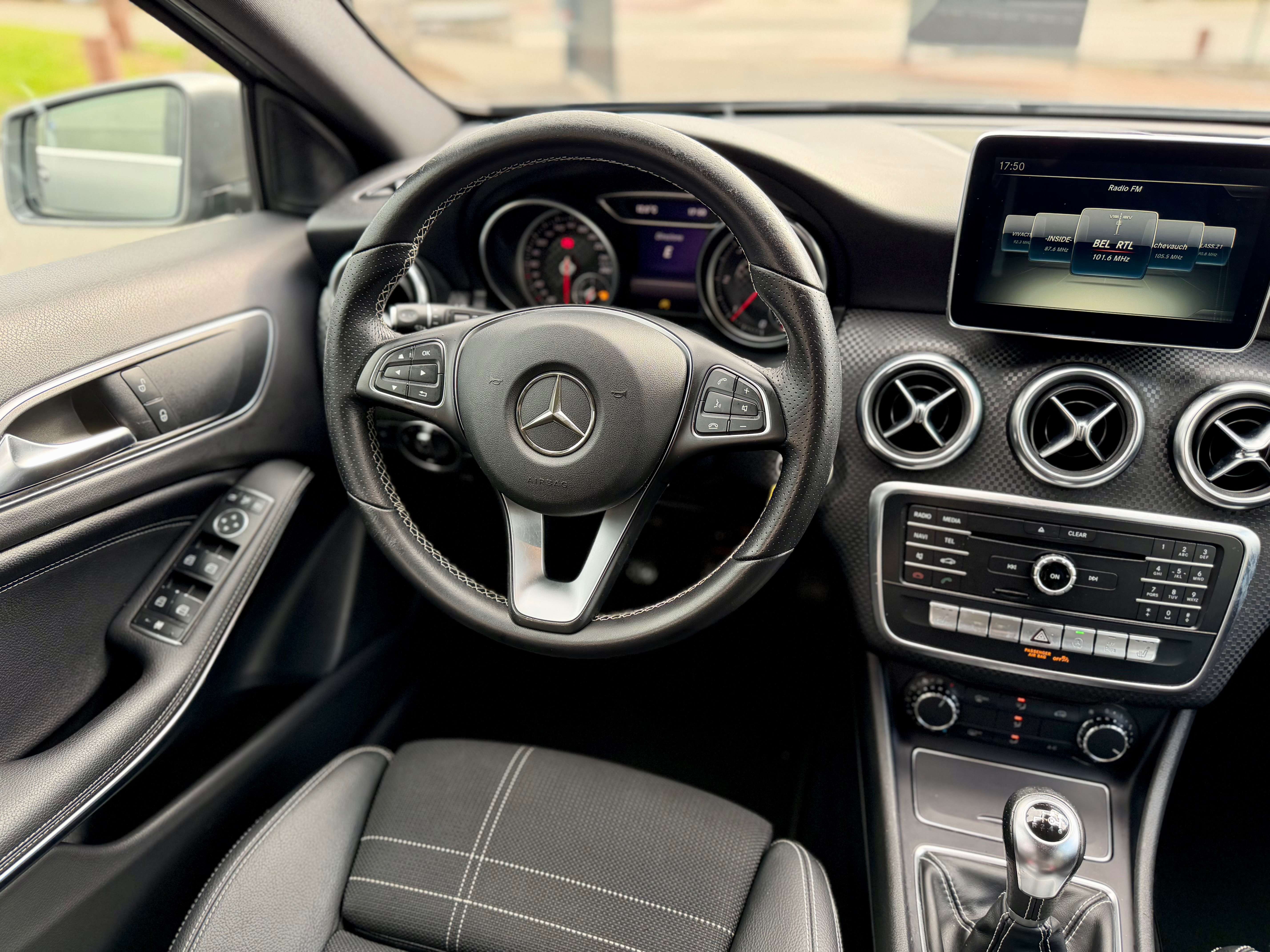 Mercedes-Benz A 180 A 180 d