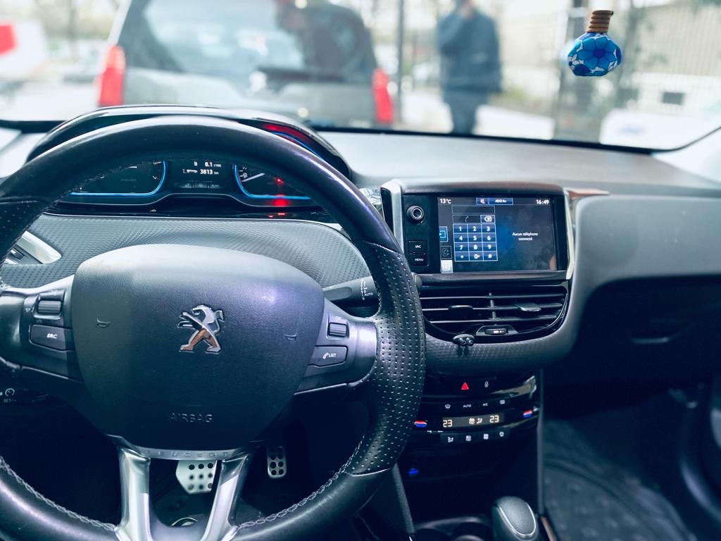 Peugeot 2008 (2) PURETECH 110 S&amp;S CROSSWAY EAT6