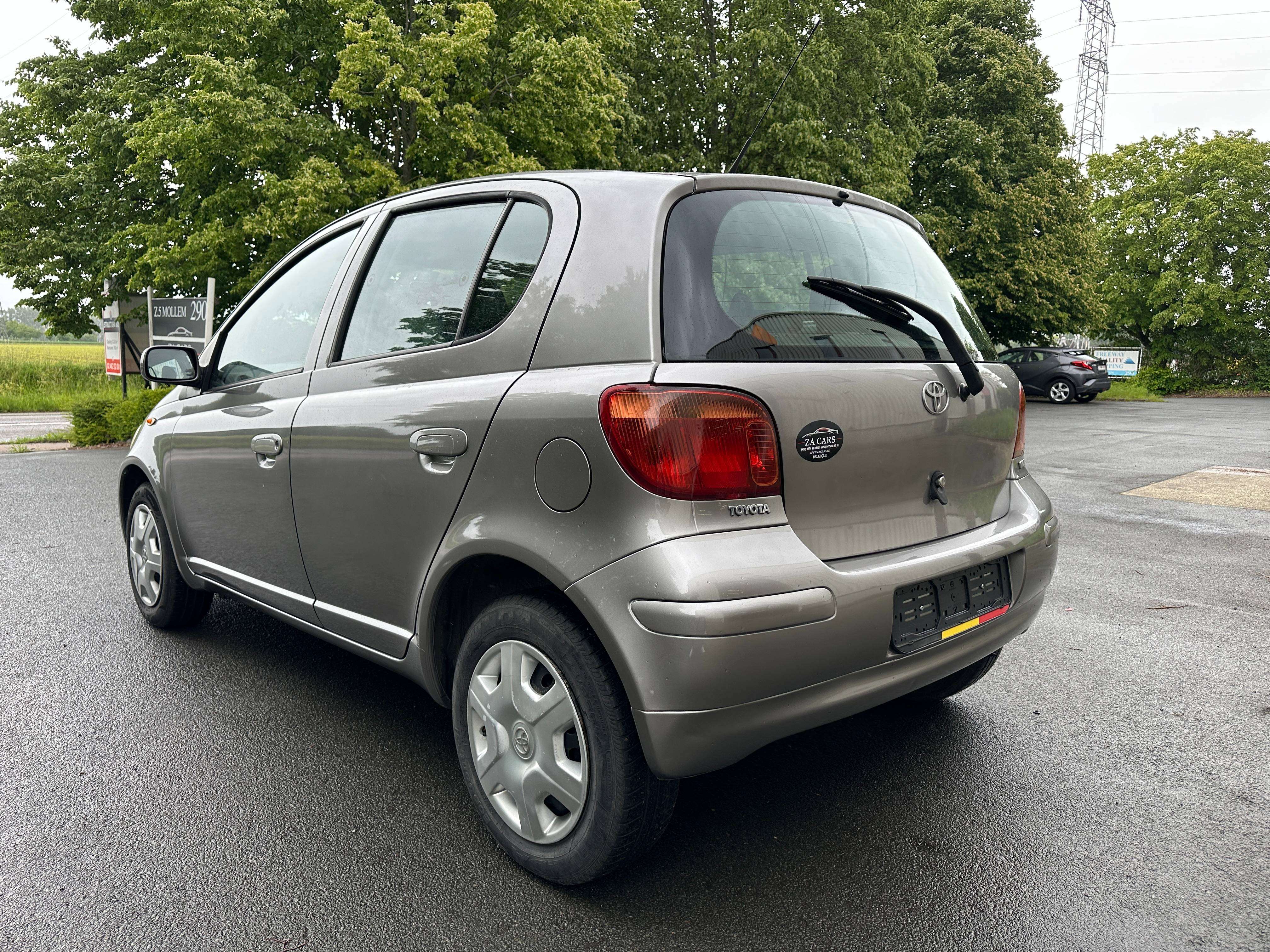 Toyota Yaris Yaris 1.0i VVT-i 16v Linea Sol