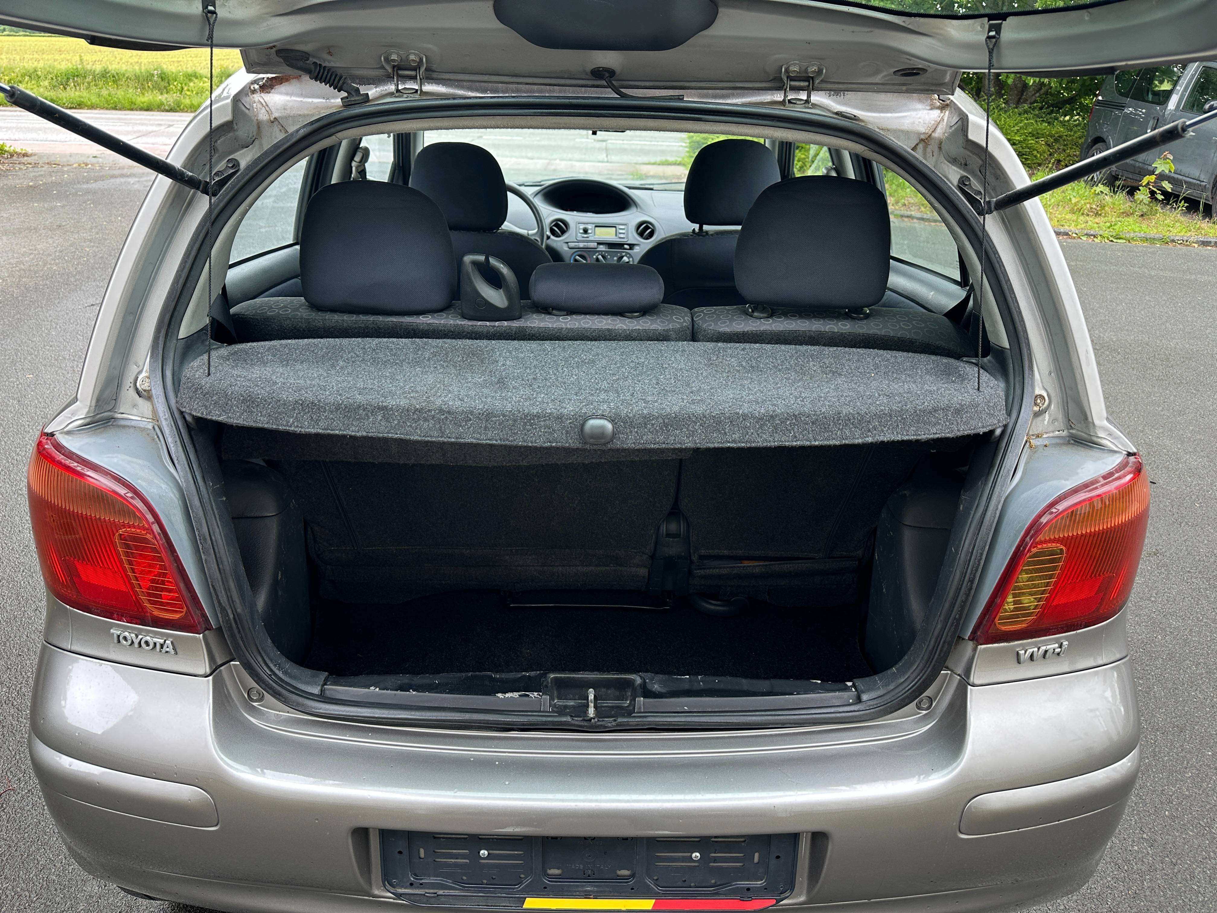 Toyota Yaris Yaris 1.0i VVT-i 16v Linea Sol
