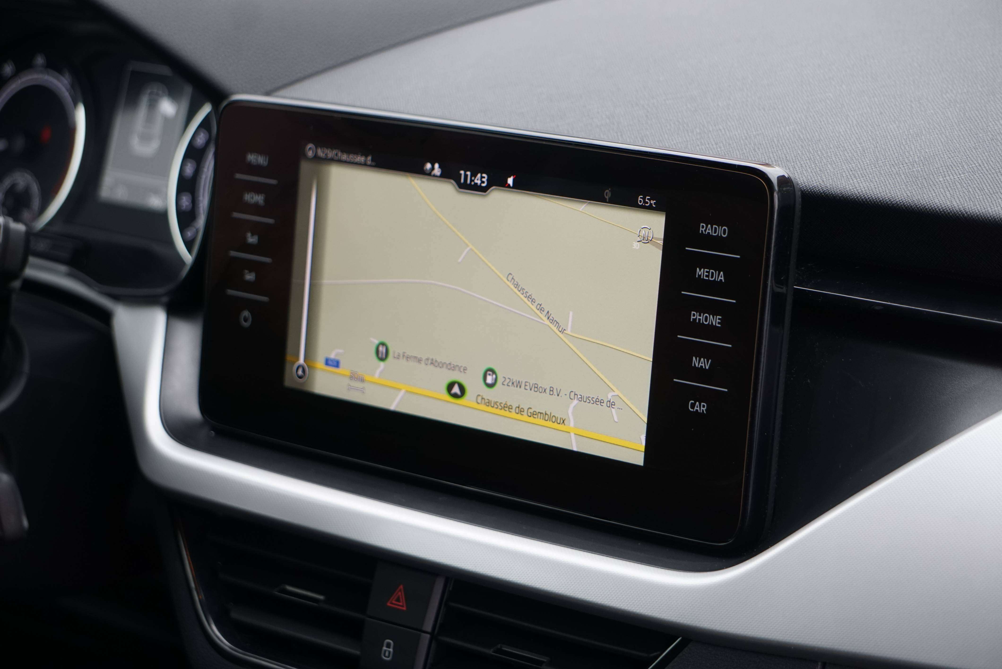 Skoda Kamiq Kamiq 1.0 TSI Ambition DSG -NAVI-CARPLAY- GARANTI