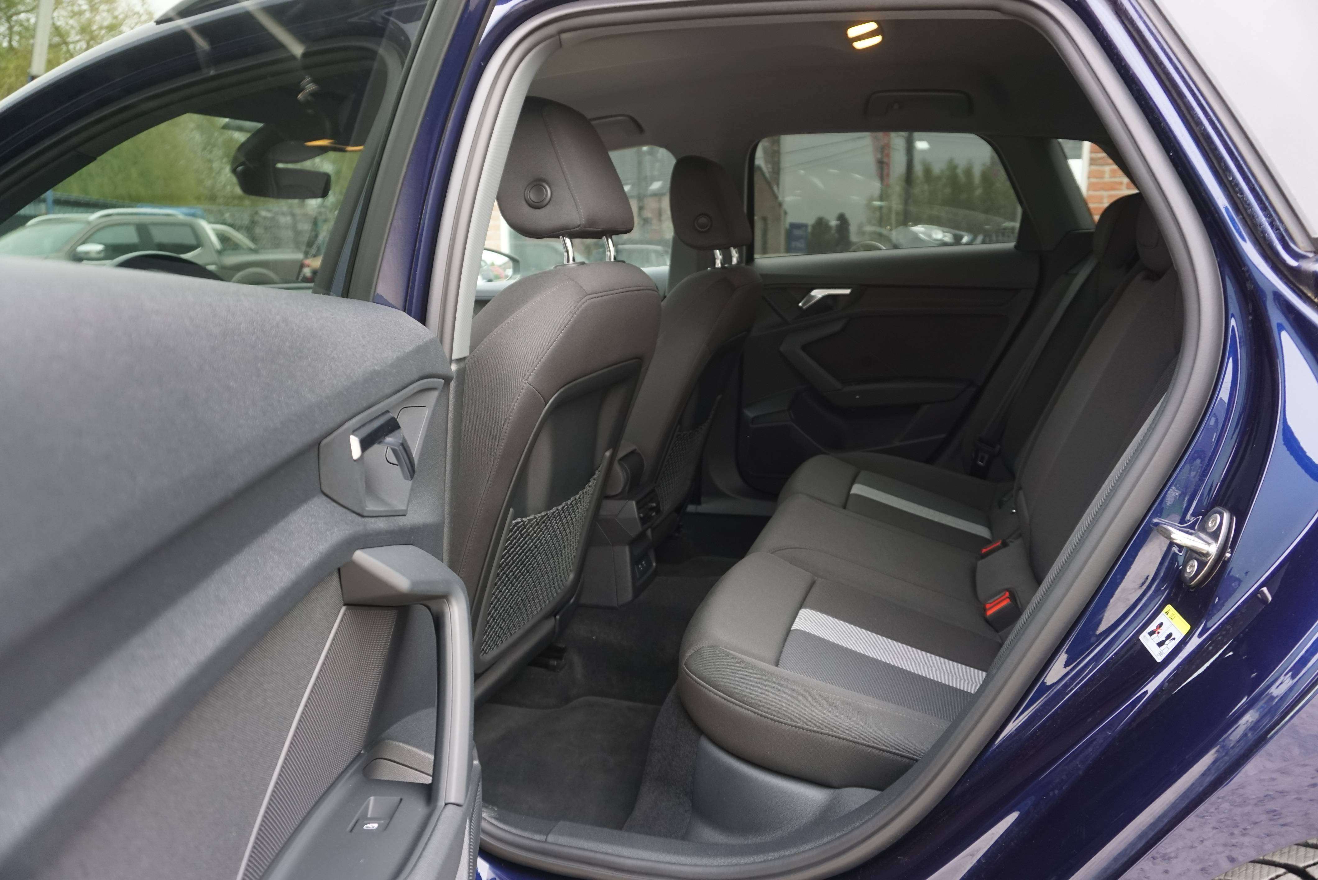 Audi A3 30 TDi 2.0 NAVI PDC CARPLAY CARNET COMPLET EURO 6d