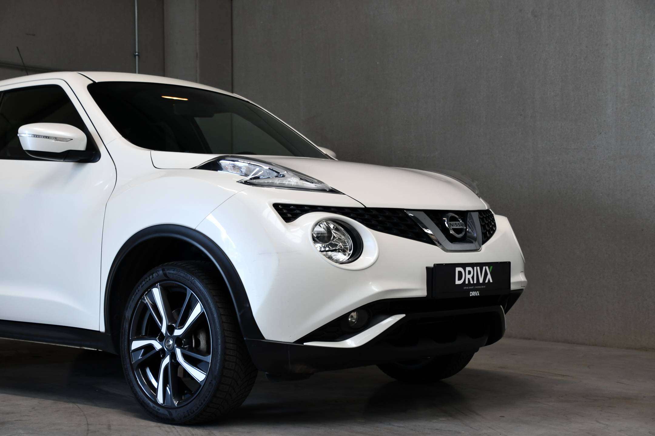Nissan Juke 1.6i 2WD - N-Connecta - Automaat - Trekhaak - Camera - Bluetooth