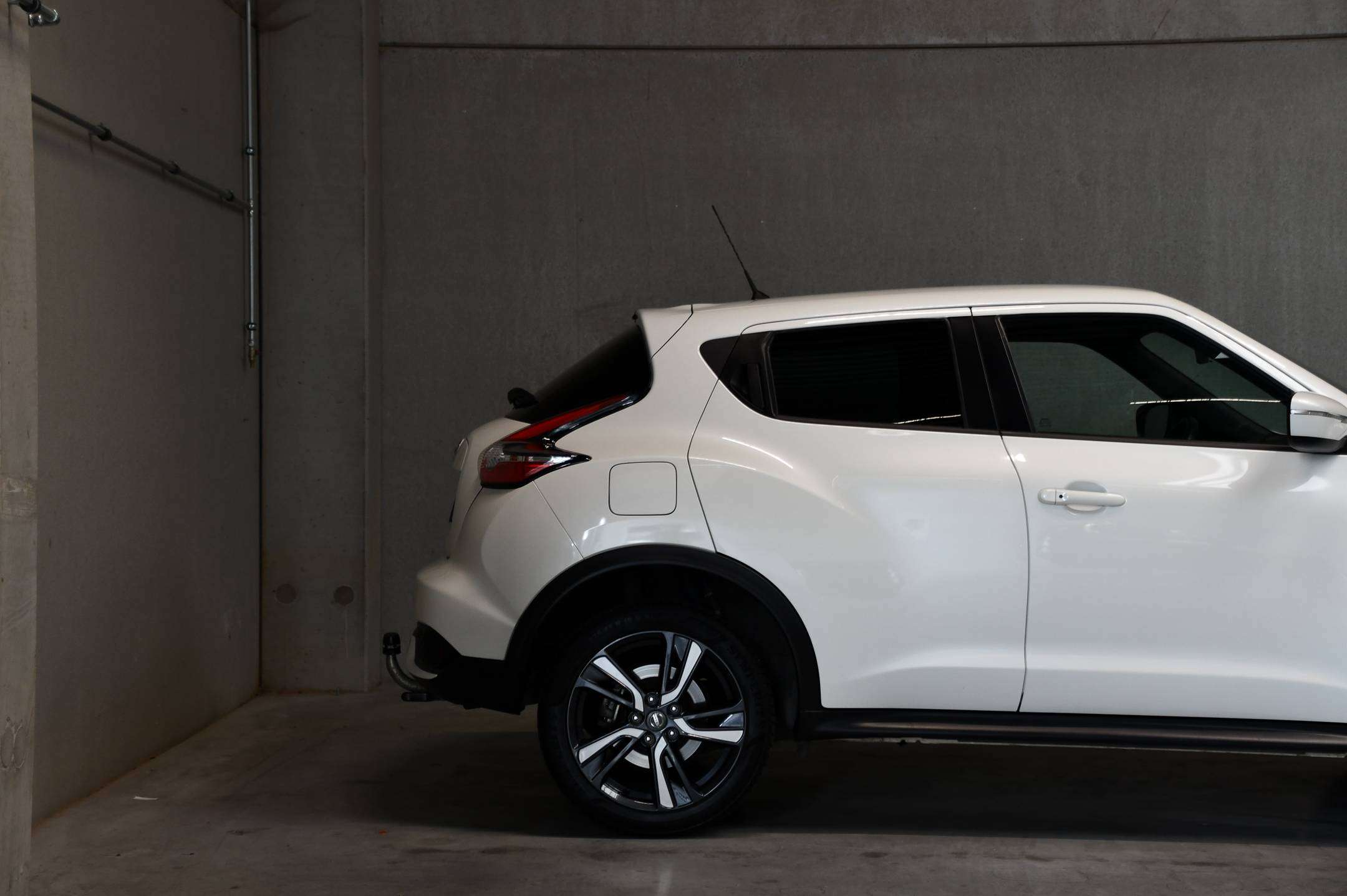 Nissan Juke 1.6i 2WD - N-Connecta - Automaat - Trekhaak - Camera - Bluetooth