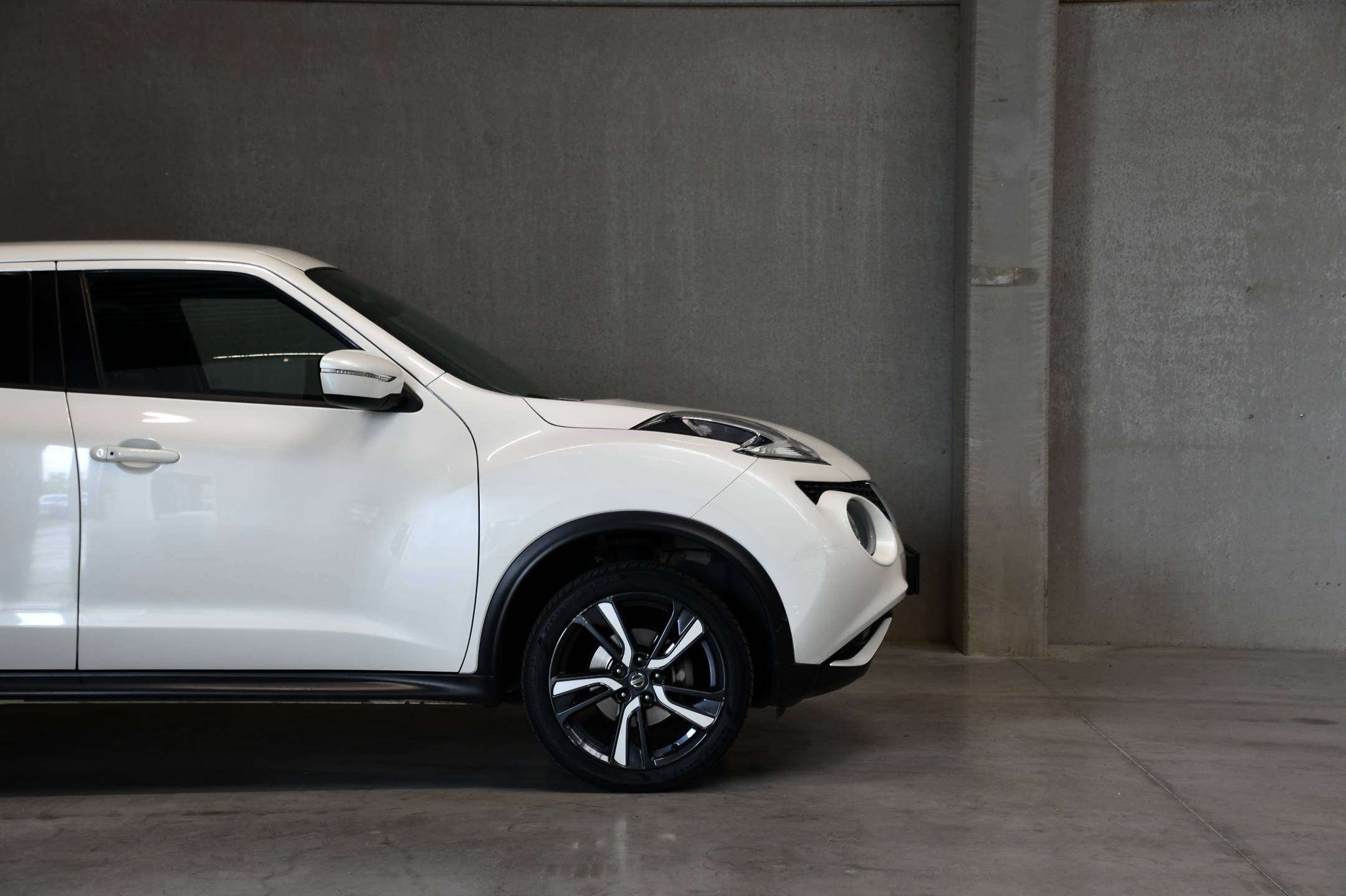 Nissan Juke 1.6i 2WD - N-Connecta - Automaat - Trekhaak - Camera - Bluetooth