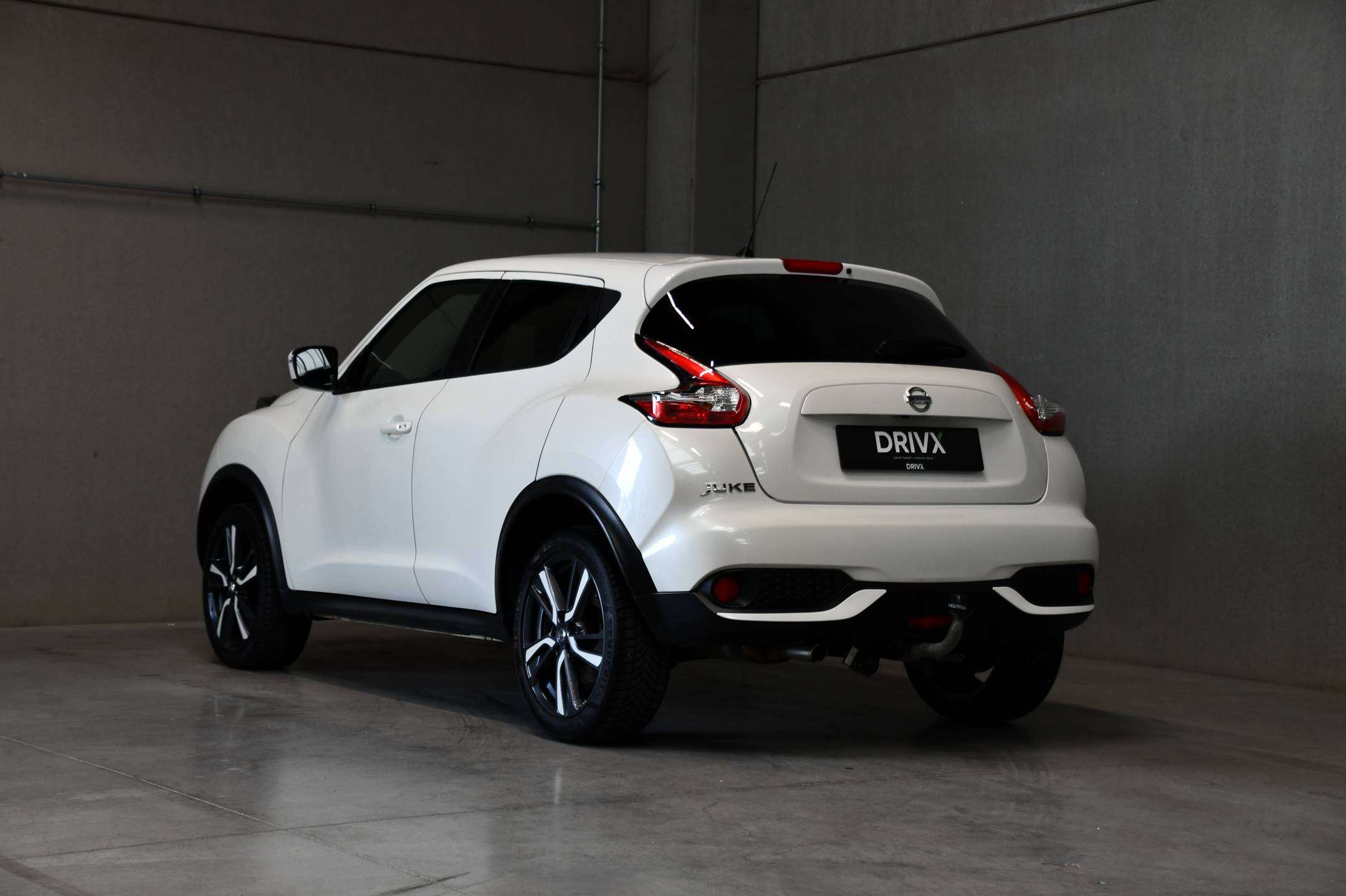 Nissan Juke 1.6i 2WD - N-Connecta - Automaat - Trekhaak - Camera - Bluetooth