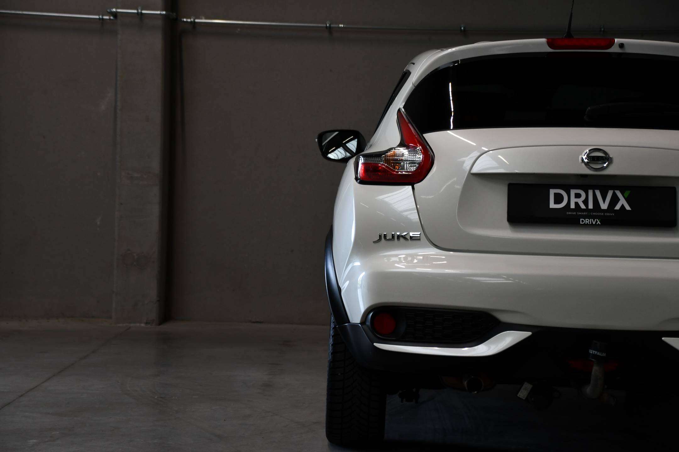 Nissan Juke 1.6i 2WD - N-Connecta - Automaat - Trekhaak - Camera - Bluetooth
