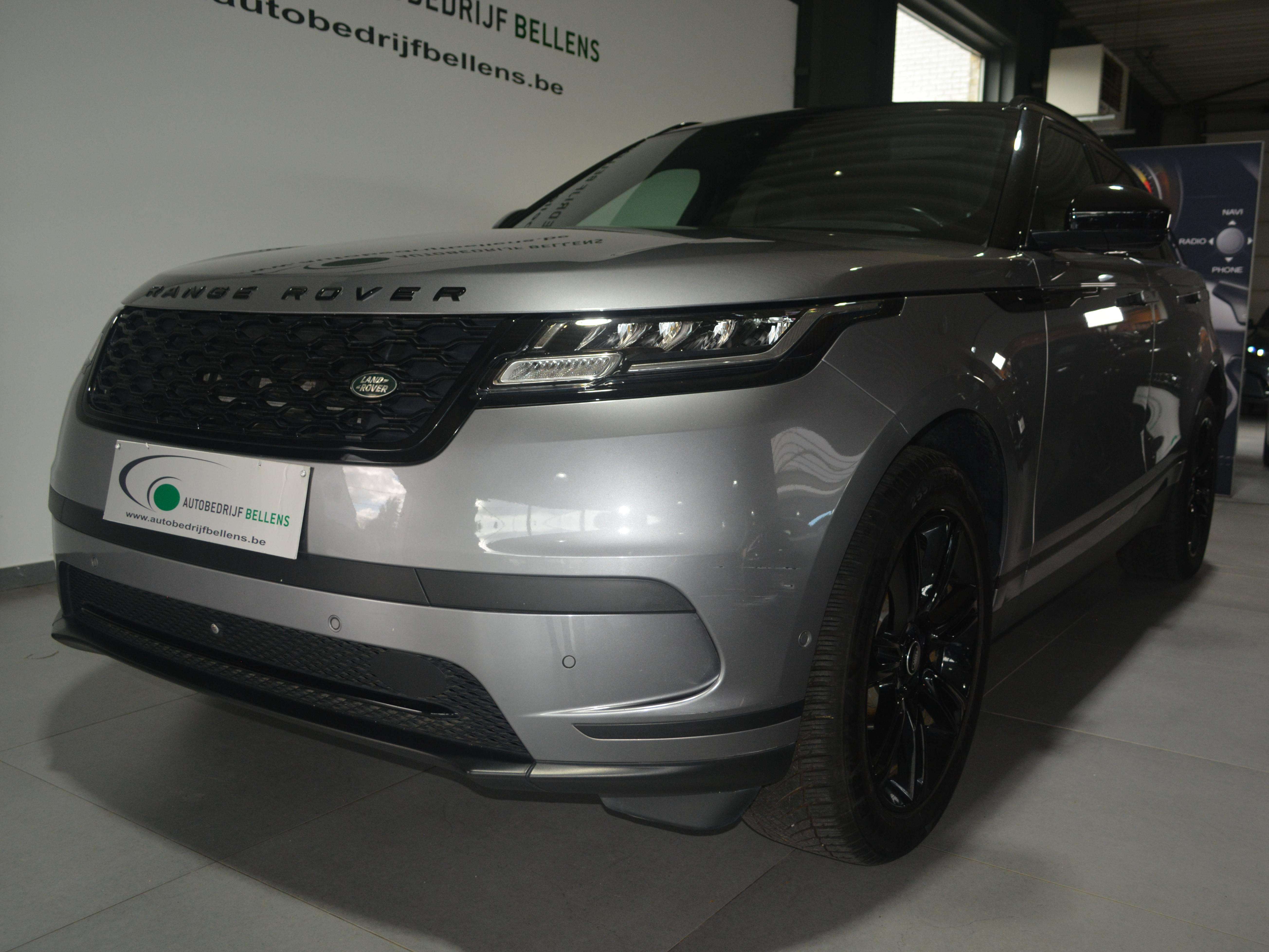 Land Rover Range Rover Velar Velar 2.0 L. BENZ. ELECTR. Turbo HSE / LEDER / NAVI + 360° CAM / PANORAMA