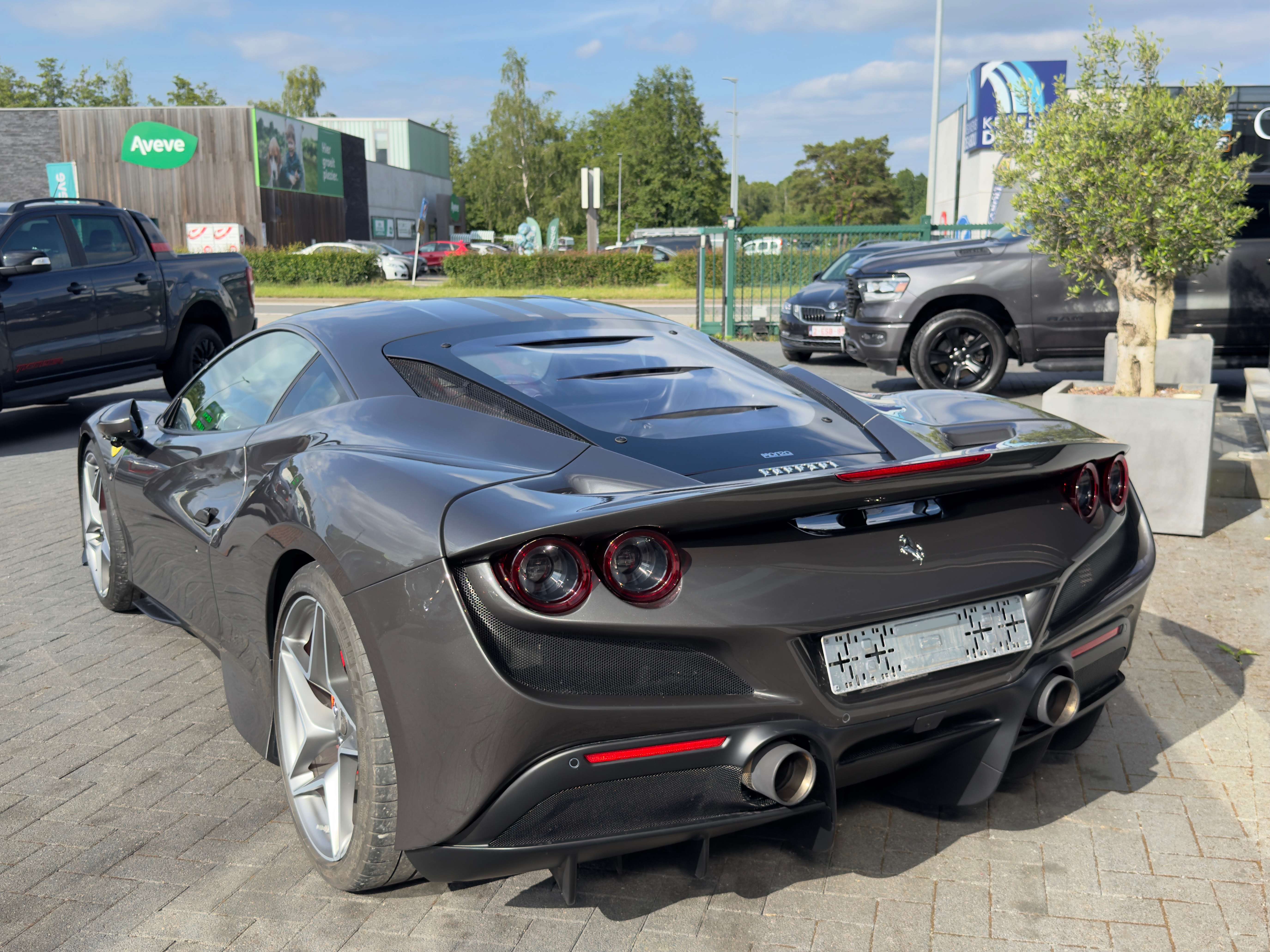 Ferrari F8 Tributo PPF l Matt carbon l Race seats l Ferrari approved
