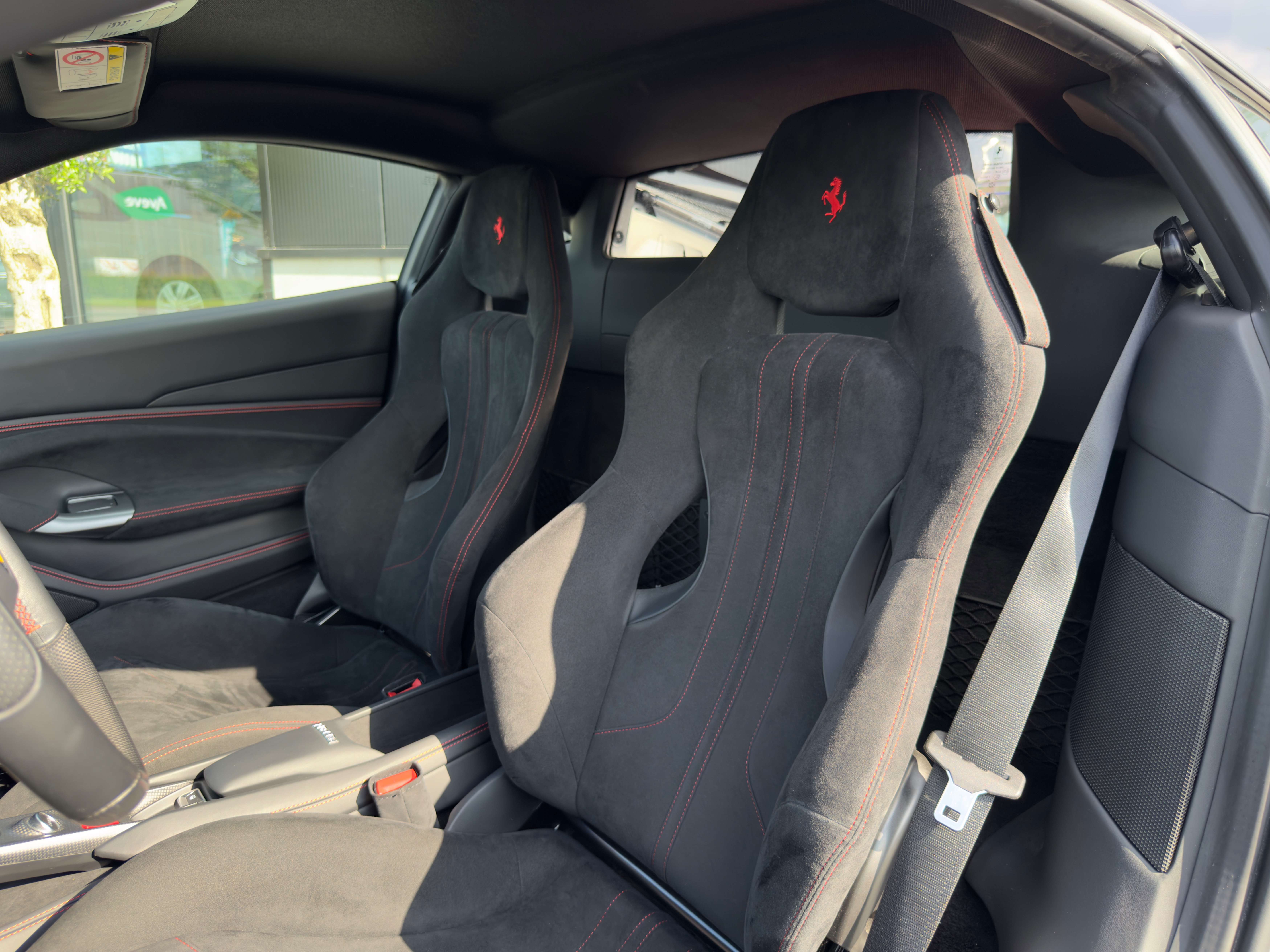 Ferrari F8 Tributo PPF l Matt carbon l Race seats l Ferrari approved