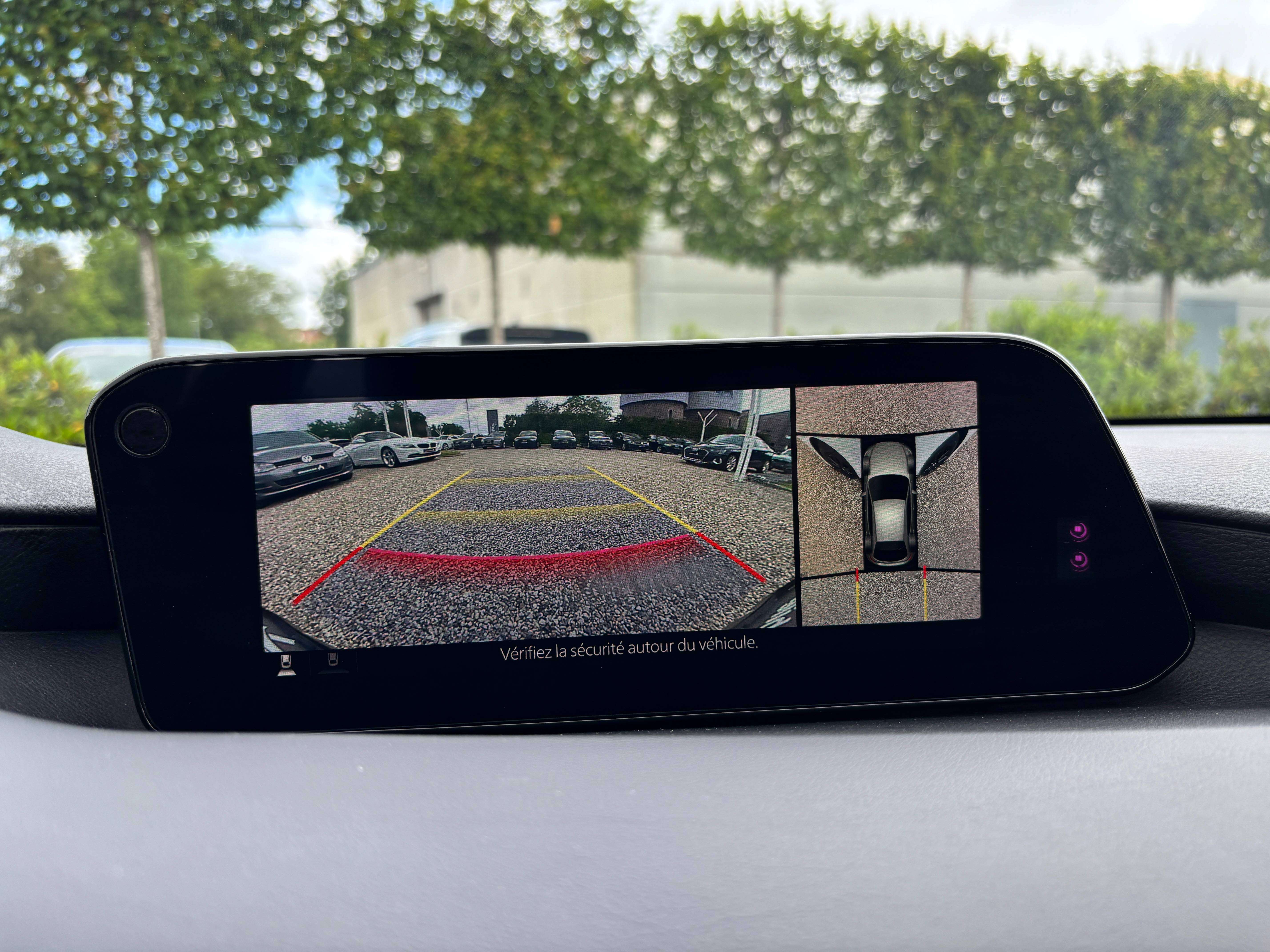 Mazda 3 2.0i e-Skyactiv-G *CARPLAY*CAMERA*BOSE*1ER PROPRIO*GARANTIE*