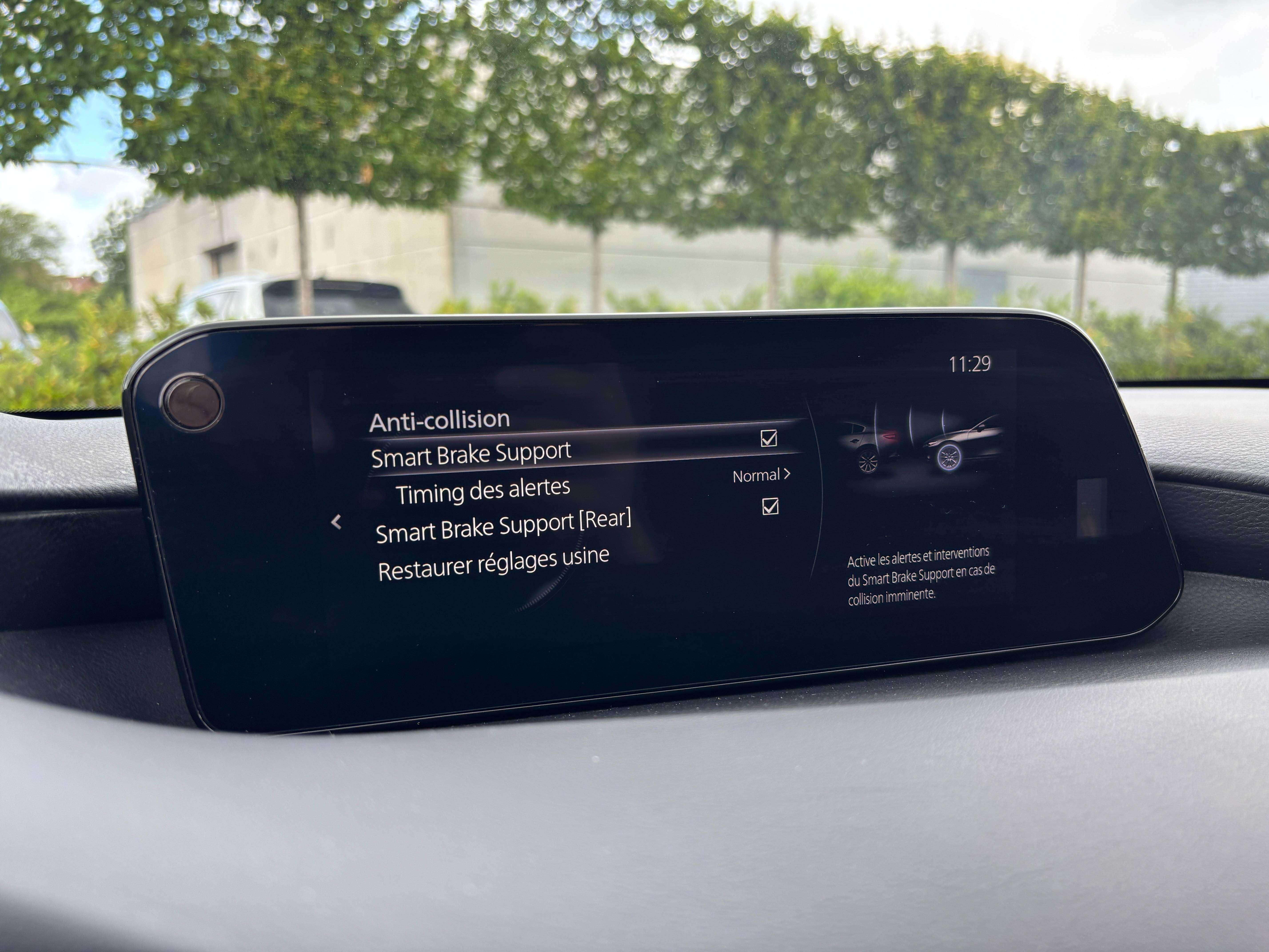Mazda 3 2.0i e-Skyactiv-G *CARPLAY*CAMERA*BOSE*1ER PROPRIO*GARANTIE*