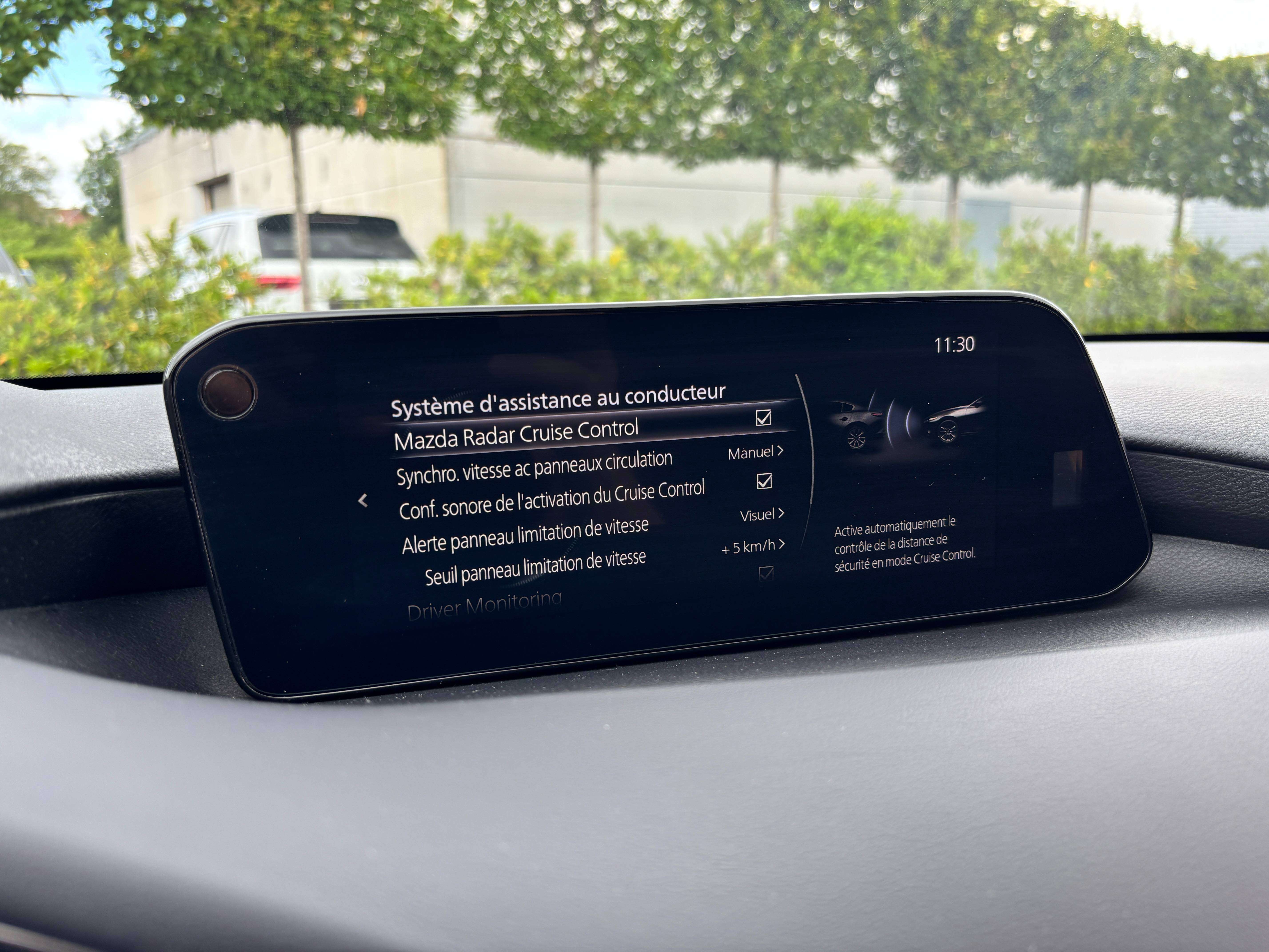Mazda 3 2.0i e-Skyactiv-G *CARPLAY*CAMERA*BOSE*1ER PROPRIO*GARANTIE*