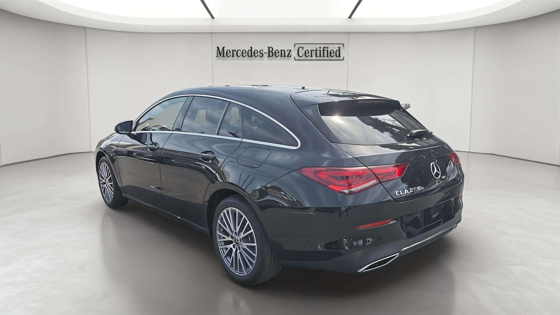 Mercedes-Benz CLA 250 Shooting Brake CLA e Luxury Line
