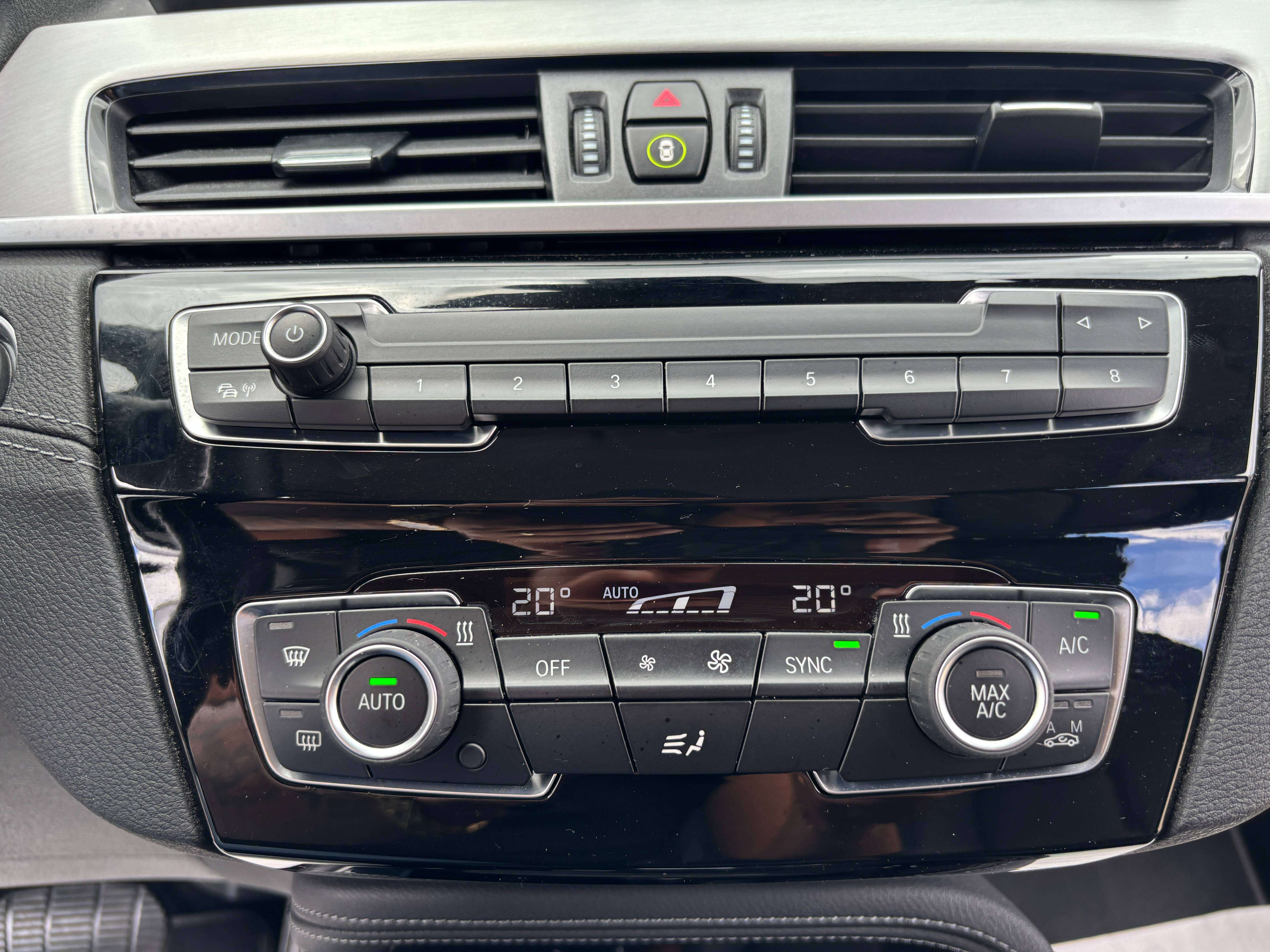 BMW X1 1.5iA sDrive18 *CRUISE CONTROL*CAMERA*LED*1ER PROPRIO*GARANTIE*