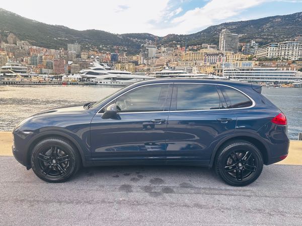 Porsche Cayenne 3.0 V6 DIESEL TIPTRONIC S – BOSE – CARPLAY – CARNET COMPLET