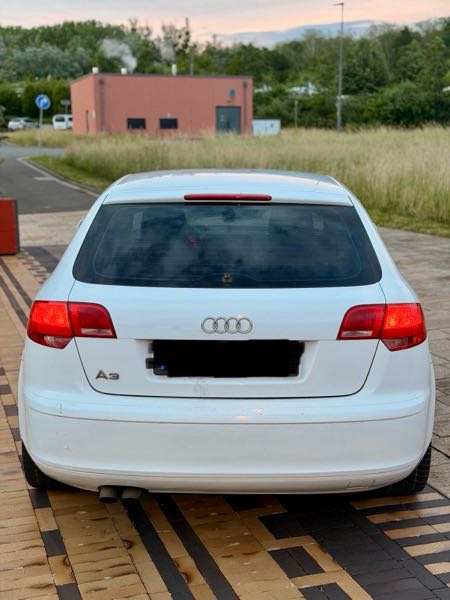 Audi A3 II (2) SPORTBACK 2.0 TDI 140 S LINE 7CV