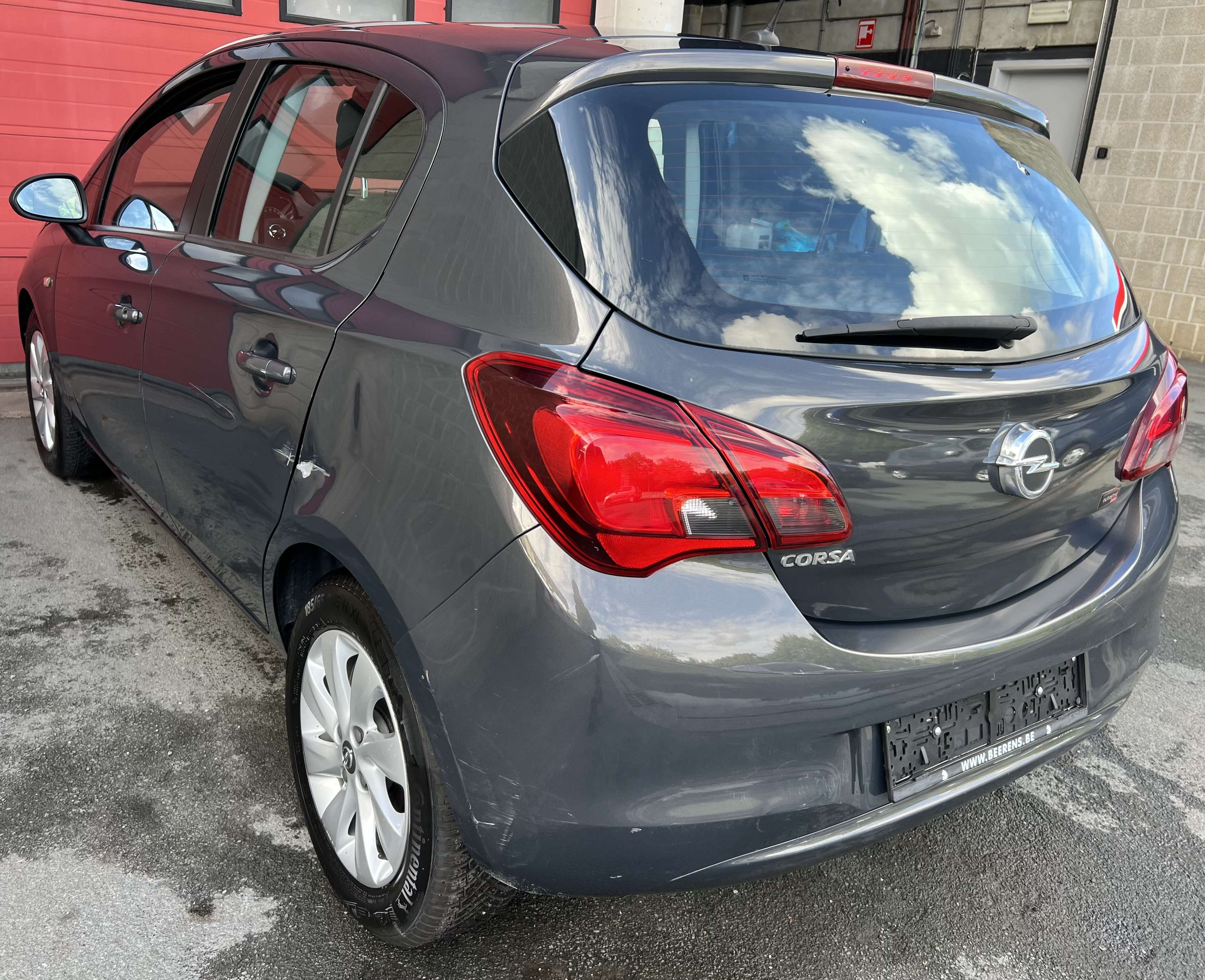 Opel Corsa 1.2i Black Edition + CLIM + CAR-PASS