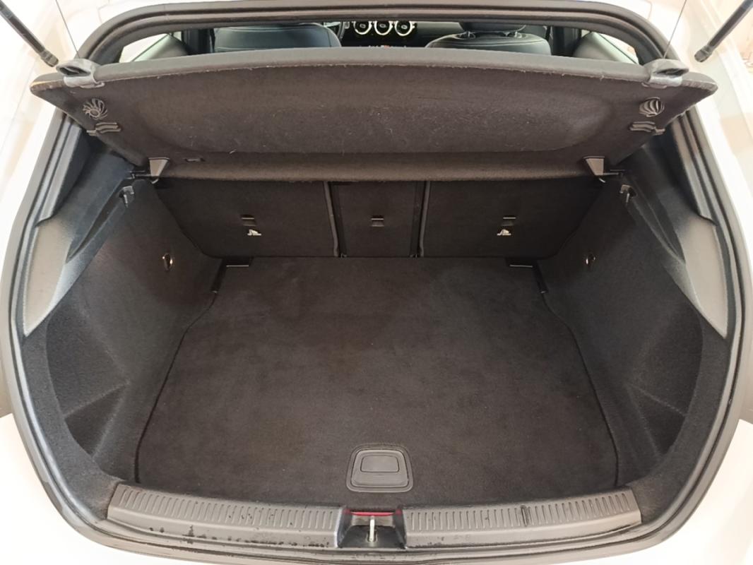 Mercedes-Benz Classe A Compact IV 180 d Business Line 8G-DCT