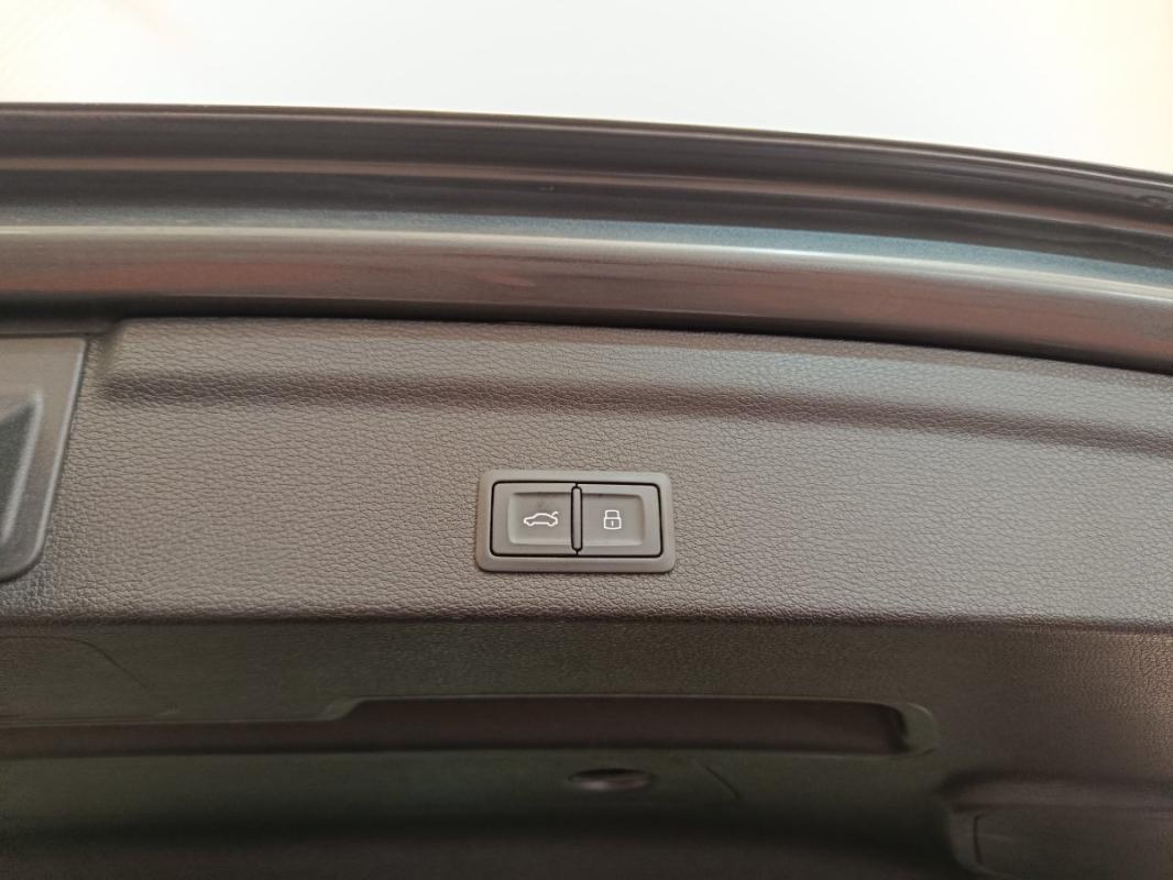 Audi Q3 35 TDI 150 BUSINESS LINE