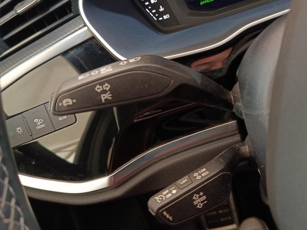 Audi Q3 35 TDI 150 BUSINESS LINE