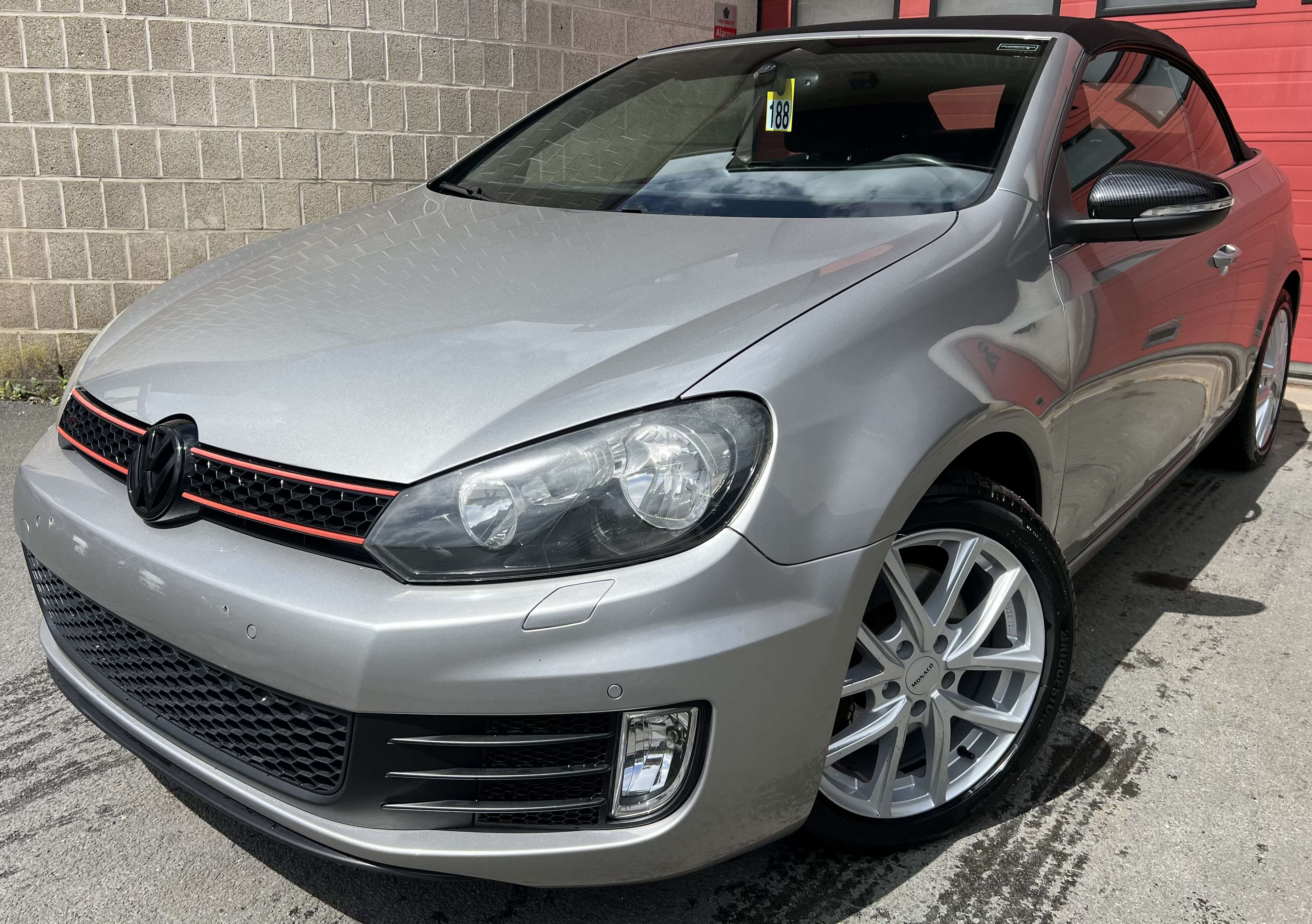Volkswagen Golf Cabriolet 2.0 CR TDi BMT DSG + NAVI + BOITE AUTO