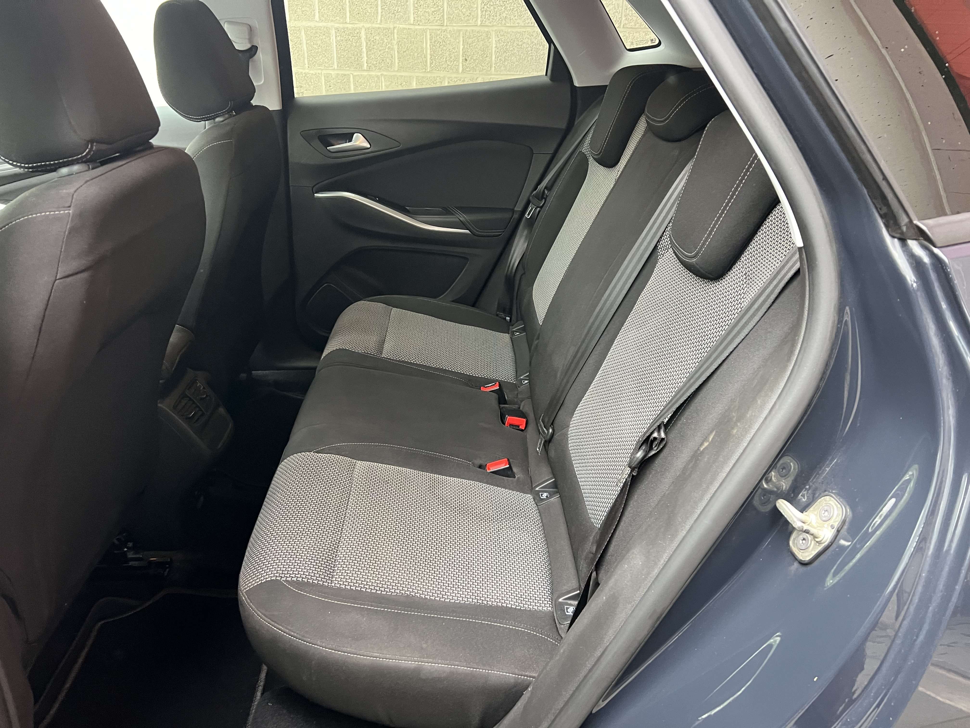 Opel Grandland X 1.2 Turbo ECOTEC + NAVI + CAR-PASS + CAMÉRA