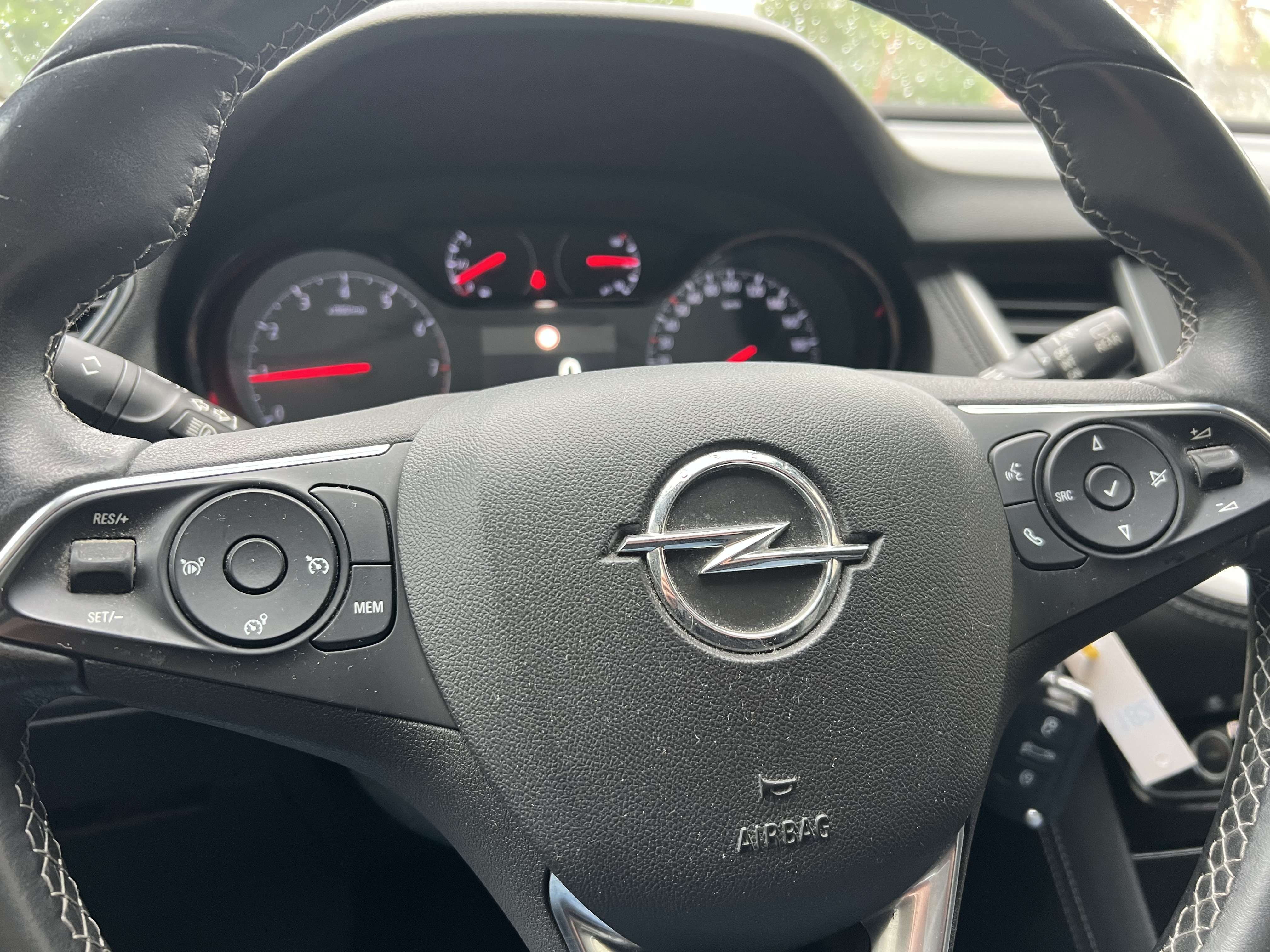 Opel Grandland X 1.2 Turbo ECOTEC + NAVI + CAR-PASS + CAMÉRA