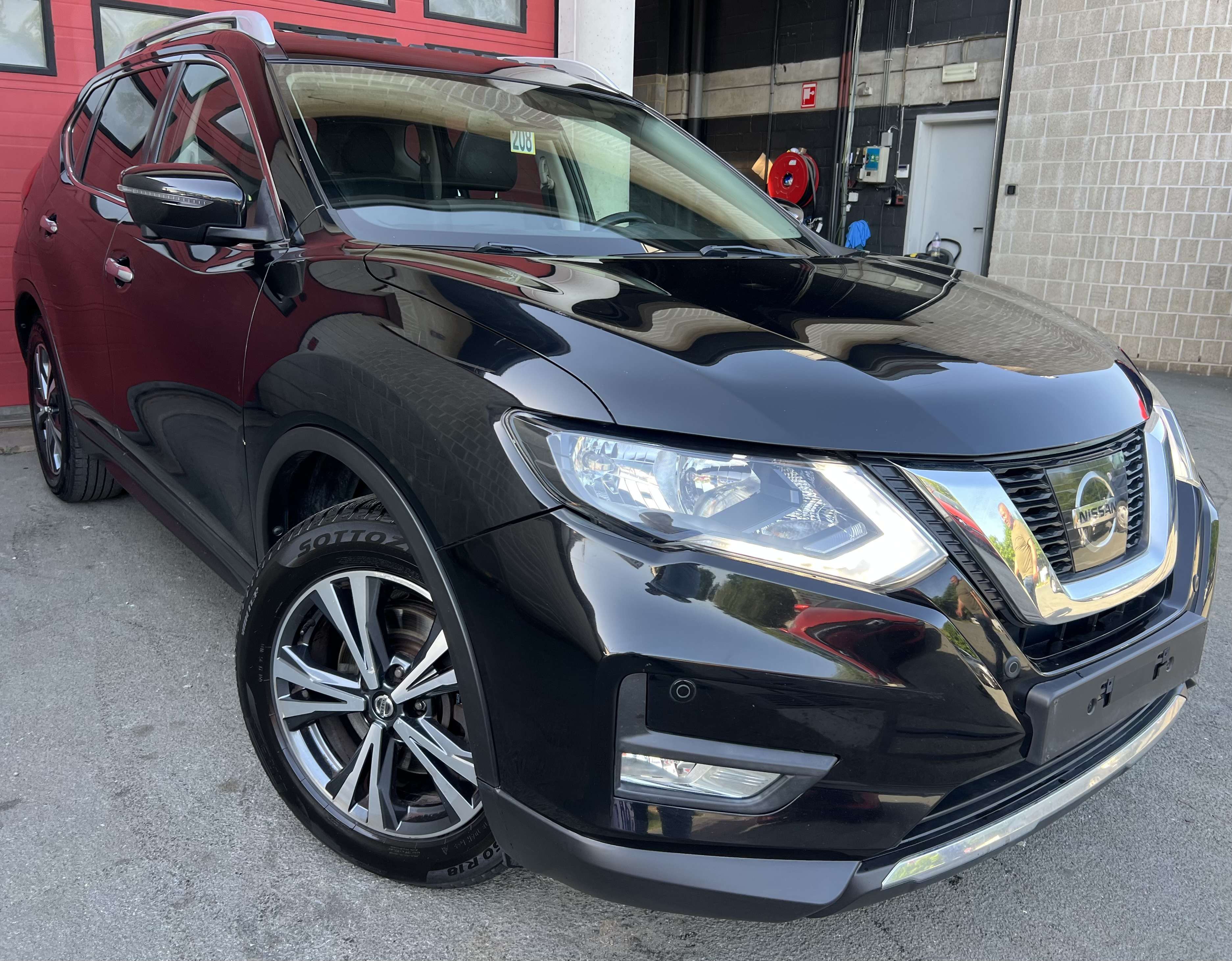 Nissan X-Trail 1.6i DIG-T 2WD Acenta 7 PL + CAMÉRA + NAVI + PANO